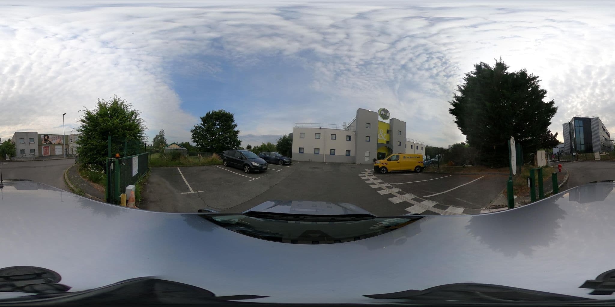 Street view near B&B Hôtel Montlhéry, Linas — © sogefi (CC BY-SA · Mapillary)