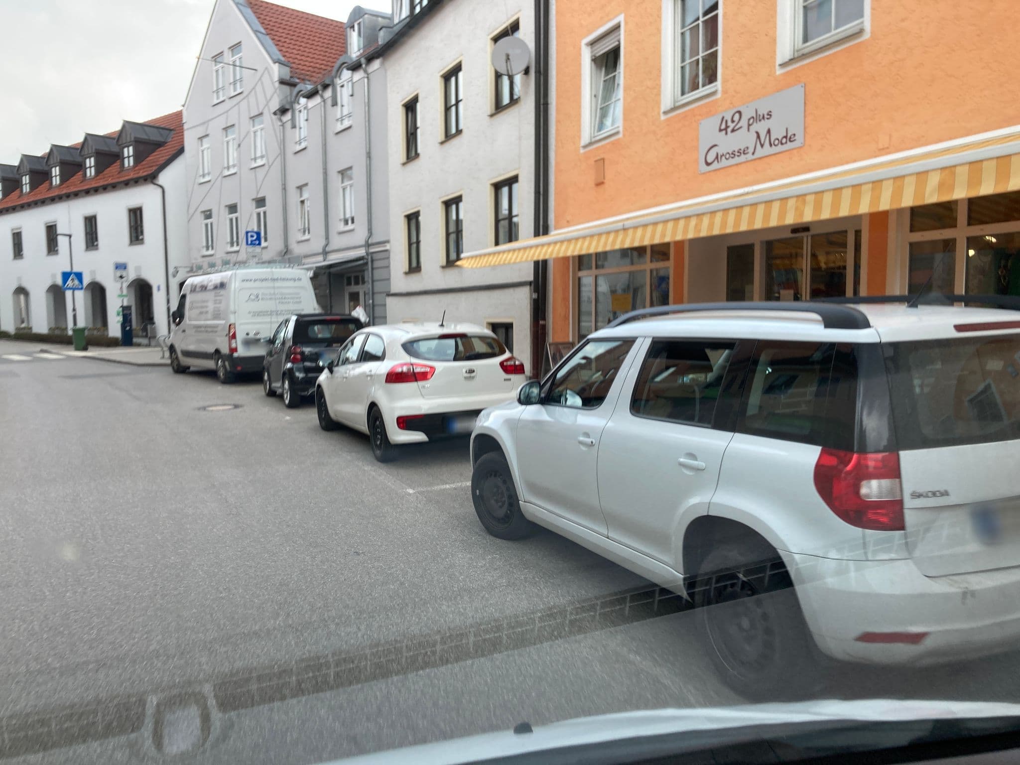 Street view near Zwiefirst Appartements Inh. Gabriela Bauer, Grafing bei München — © institutverkehr (CC BY-SA · Mapillary)