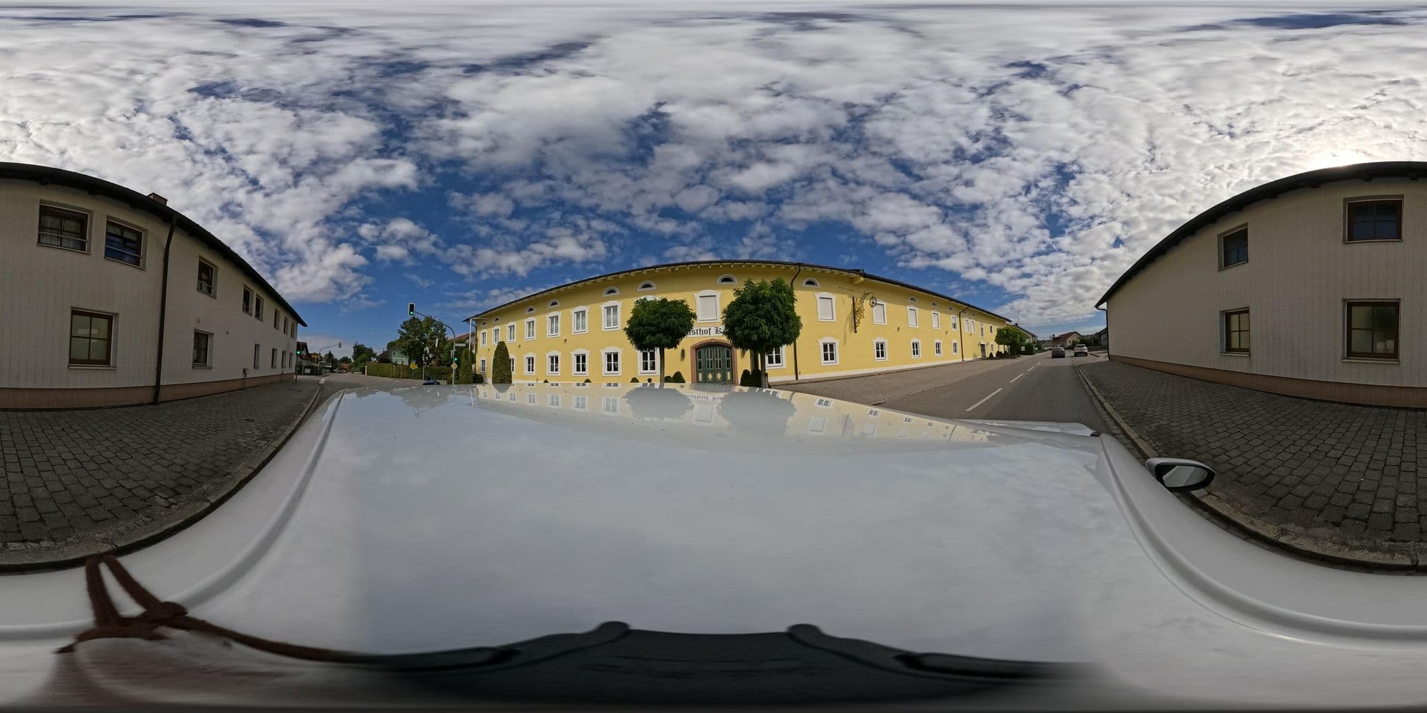 Street view near Hotel Kandler, Oberding — © DerSton (CC BY-SA · Mapillary)
