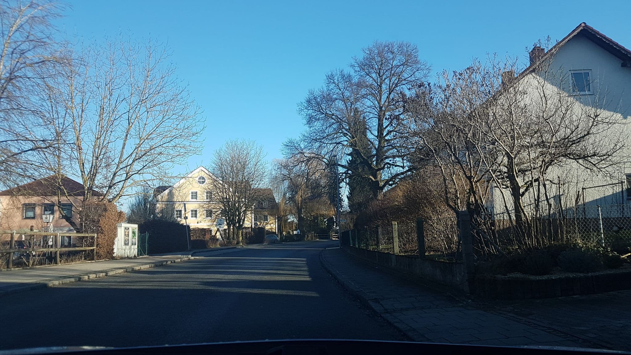 Street view near Mercure Hotel München Airport Aufkirchen, Oberding — © vorwaertsimmer (CC BY-SA · Mapillary)