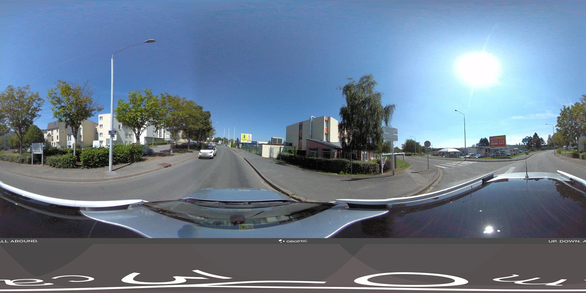 Street view near Ibis, Laon — © kobold (CC BY-SA · Mapillary)