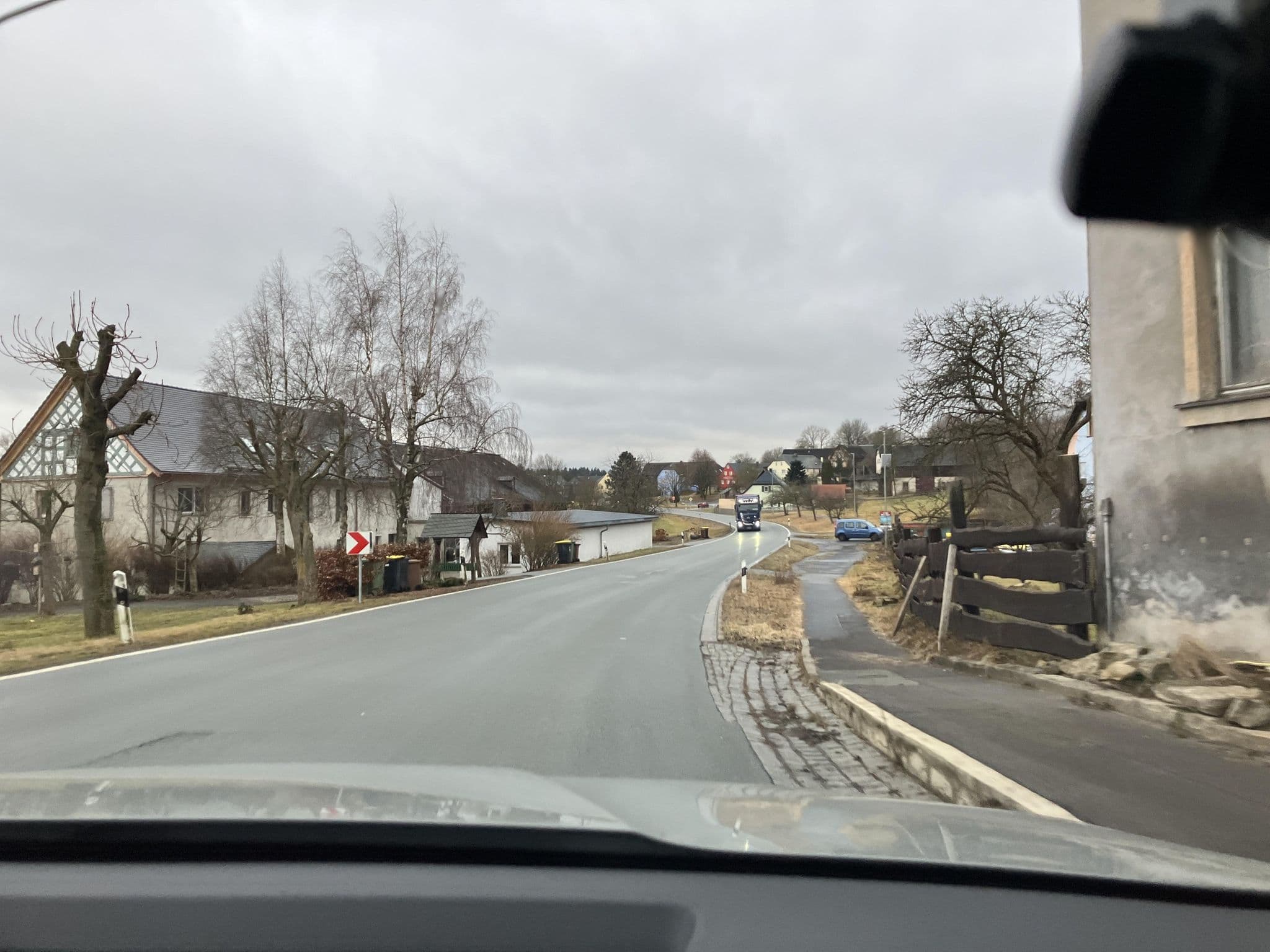 Street view near Ferienhof Reihl Ferienwohnungen, Grub — © SuedOstLink (CC BY-SA · Mapillary)