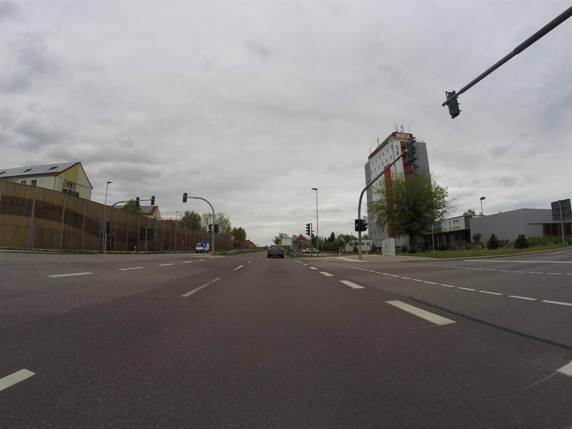 Street view near Alpha Hotel und Gaststätten GmbH & Co, Zscherben — © ahzf (CC BY-SA · Mapillary)