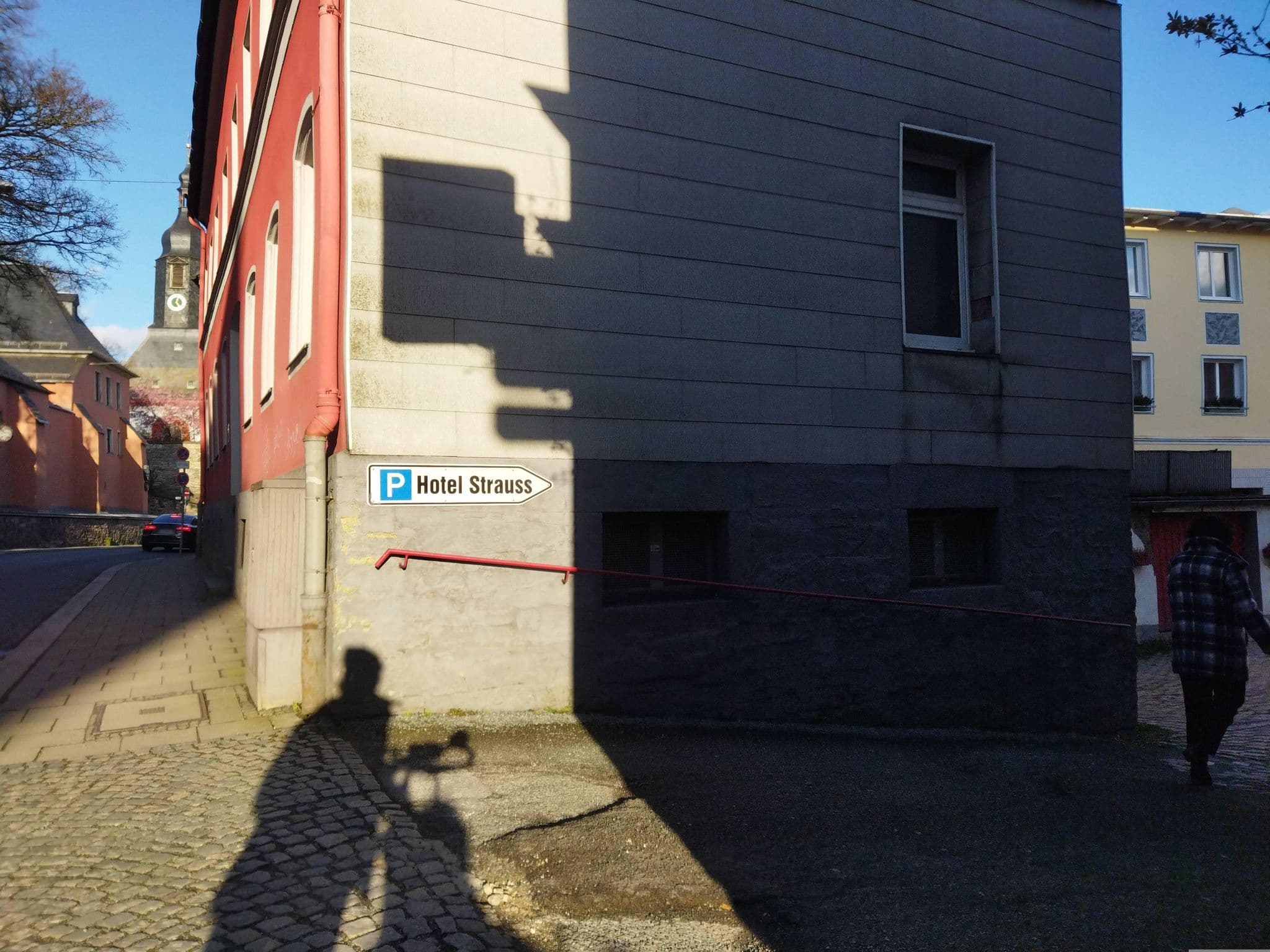 Street view near Gasthof Rotes Roß, Hof — © changchun1 (CC BY-SA · Mapillary)