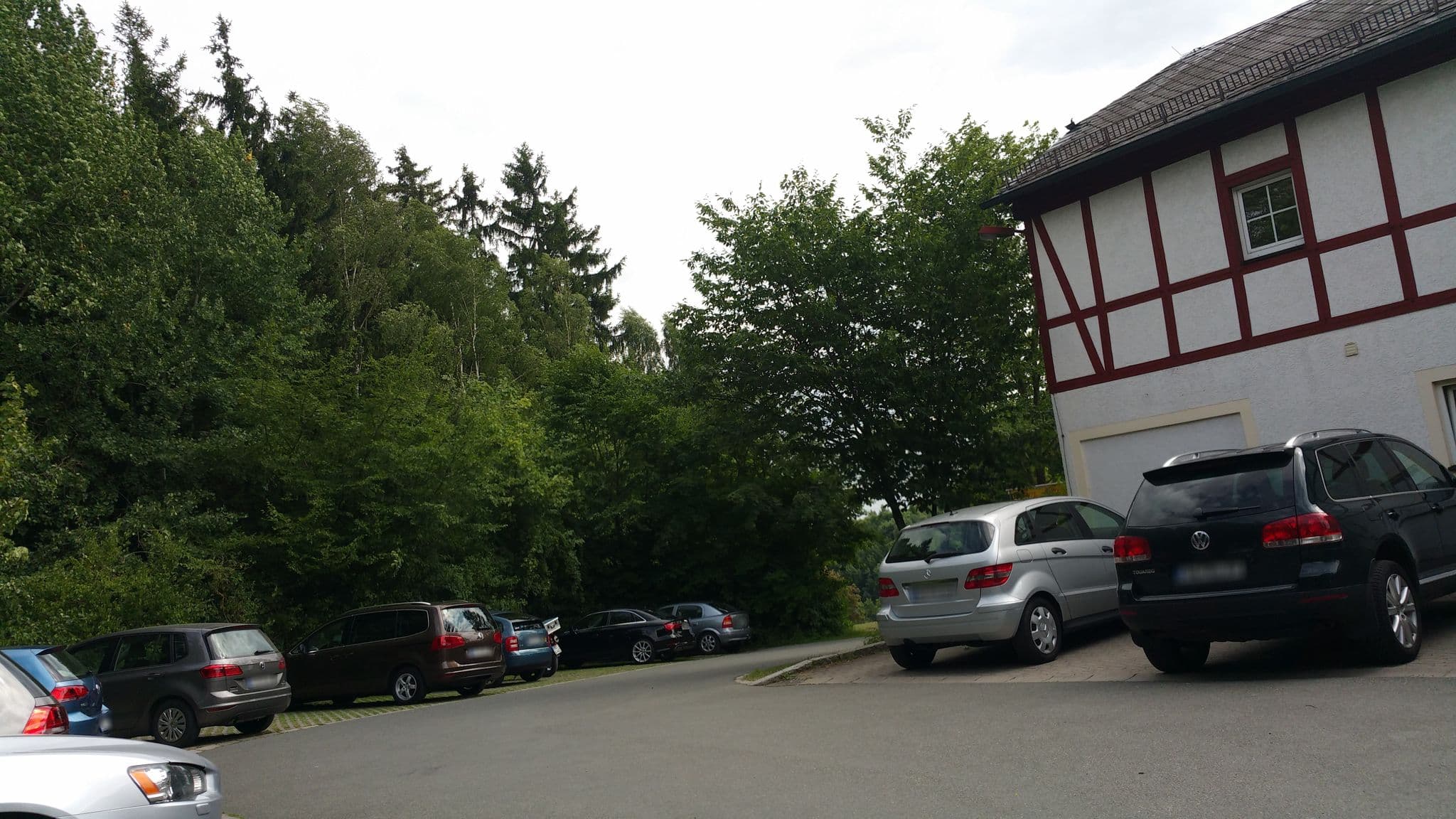 Street view near Hotel "Am Untreusee", Döhlau — © b4sti4n (CC BY-SA · Mapillary)