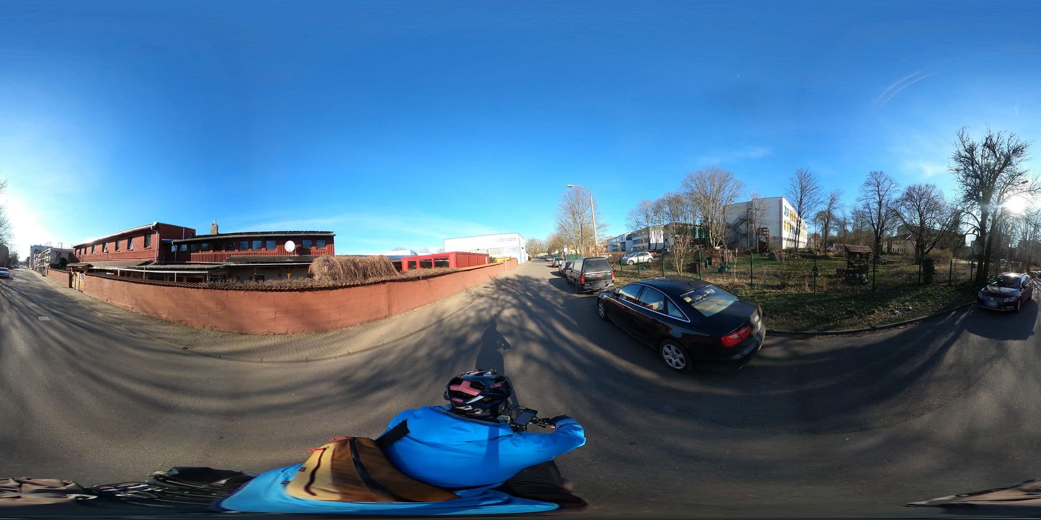Street view near Apartments & Pension Wolkentor, Sennewitz — © Planungsgesellschaft_RV-K (CC BY-SA · Mapillary)
