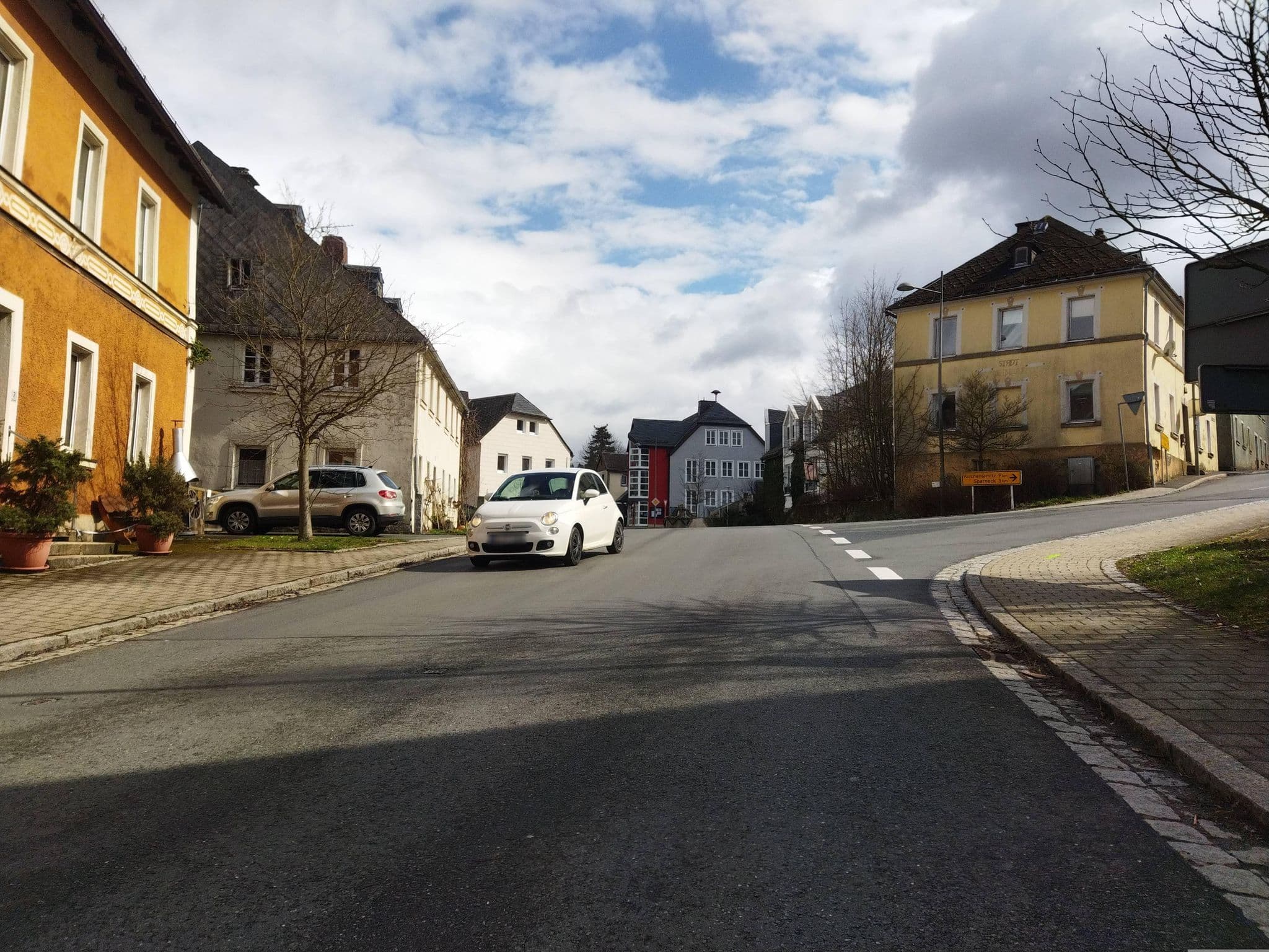 Street view near Zum Hirschen, Weißdorf — © changchun1 (CC BY-SA · Mapillary)