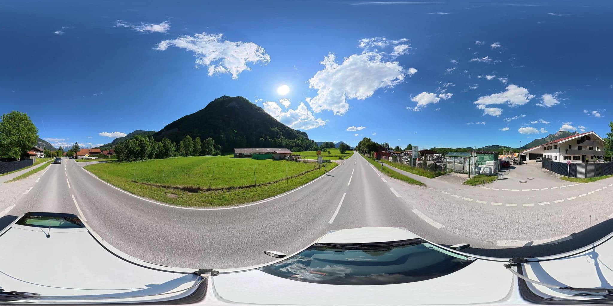 Street view near Ferienwohnung - Esther Lindert, Flintsbach — © osmplus_org (CC BY-SA · Mapillary)