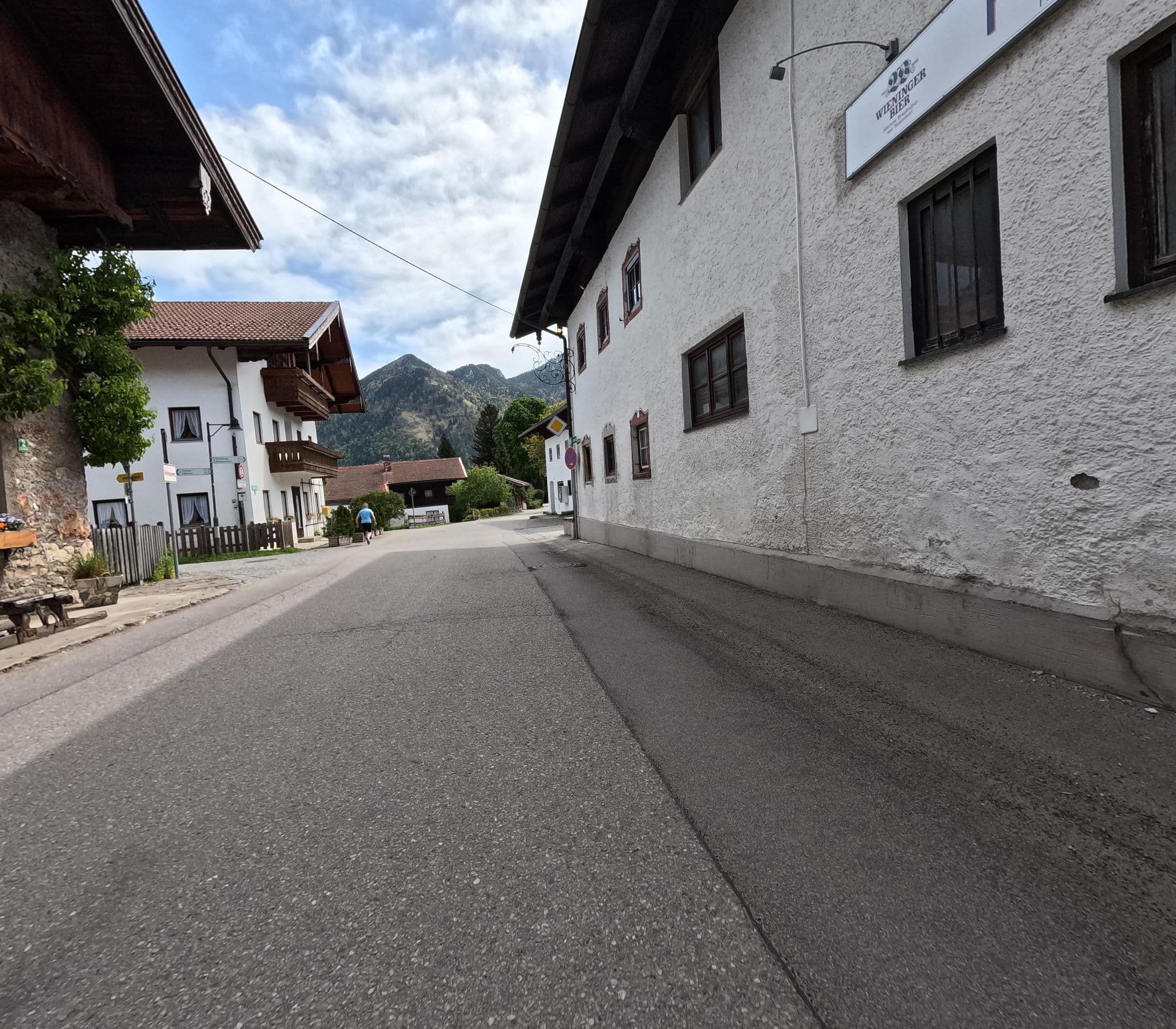Street view near Landgasthof zur Hochplatte, Marquartstein — © natebus (CC BY-SA · Mapillary)