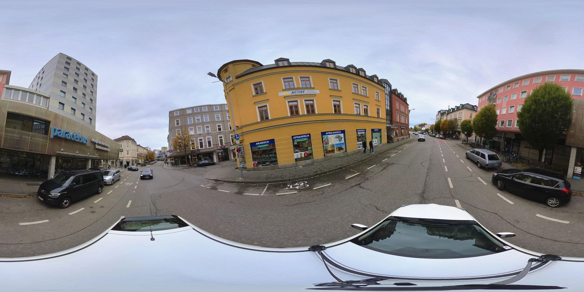 Street view near Tante Paula Gasthausbrauerei im Mailkeller, Rosenheim — © osmplus_org (CC BY-SA · Mapillary)