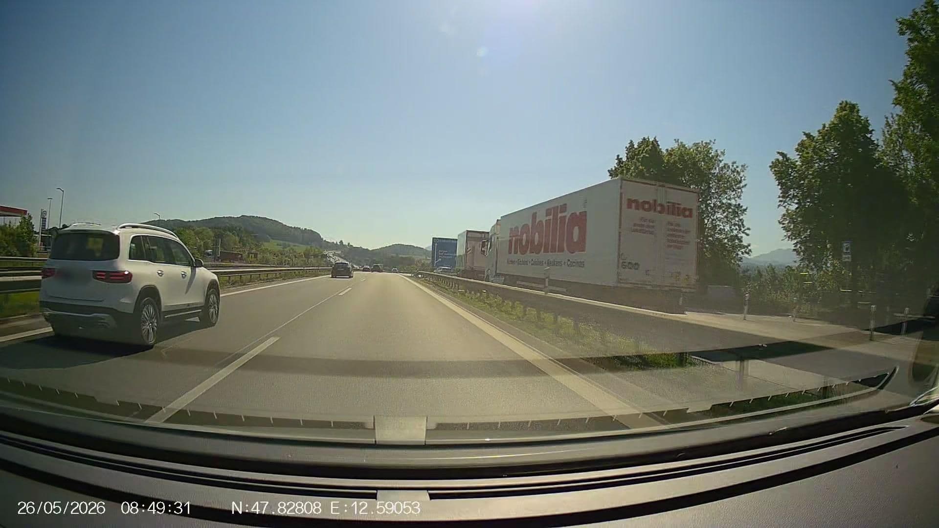 Street view near Alpen-camp, Vachendorf — © DanielWallas (CC BY-SA · Mapillary)