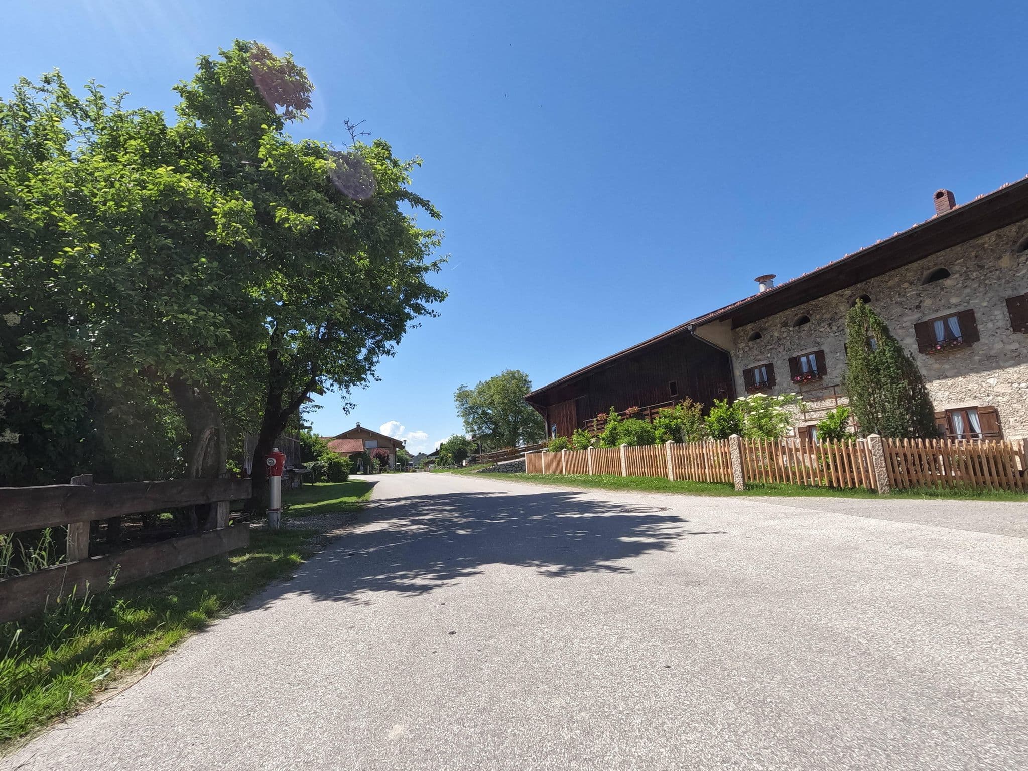 Street view near Ertlhof, Bernau am Chiemsee — © natebus (CC BY-SA · Mapillary)