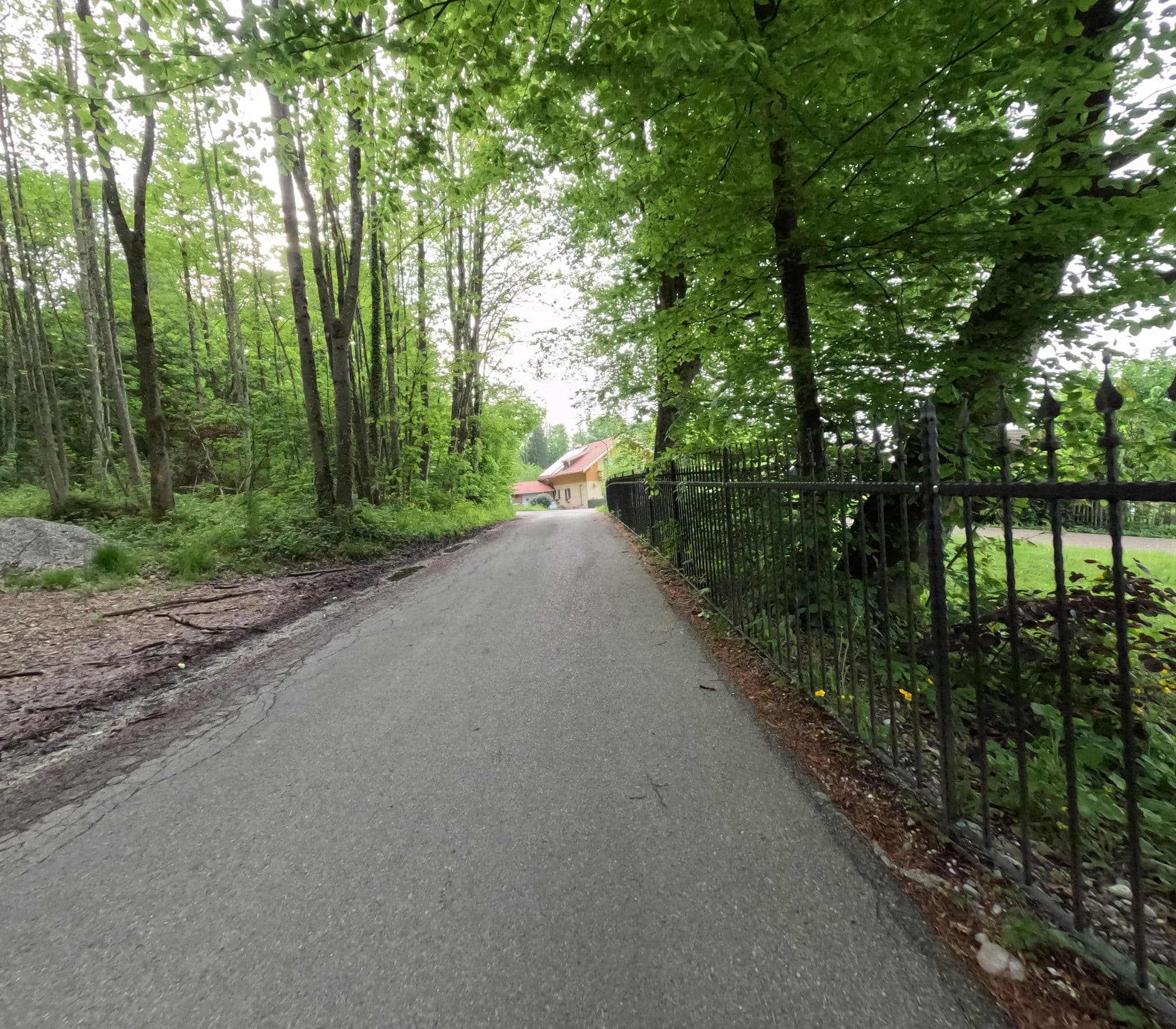 Street view near Pension Landhaus Kreutzer, Übersee — © kopra (CC BY-SA · Mapillary)