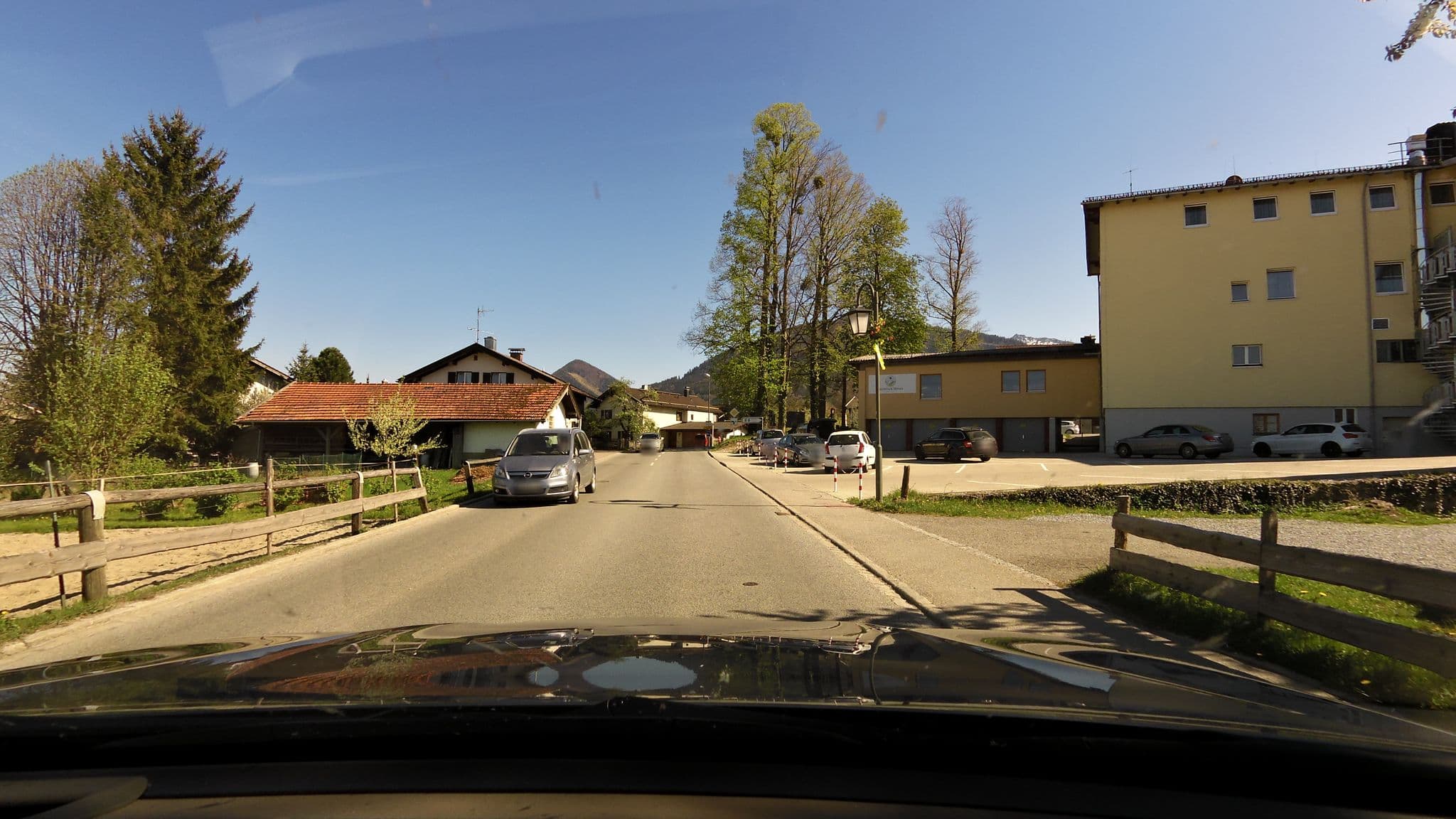 Street view near Hotel Conti, Bad Feilnbach — © czmrtn (CC BY-SA · Mapillary)