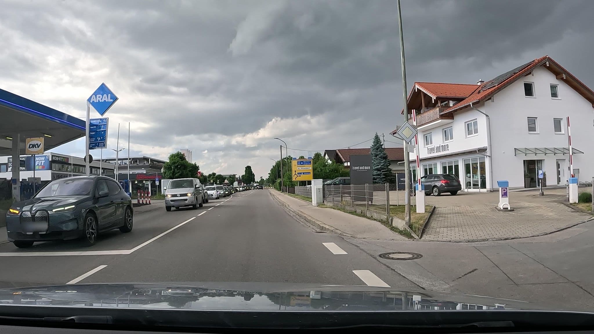 Street view near travel and more Reiseagentur Raubling, Raubling — © stefanro74 (CC BY-SA · Mapillary)