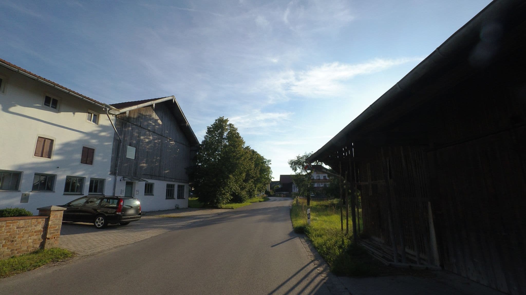 Street view near Schmidhuber - Ferienhaus im Obstanger, Chieming — © schulf (CC BY-SA · Mapillary)