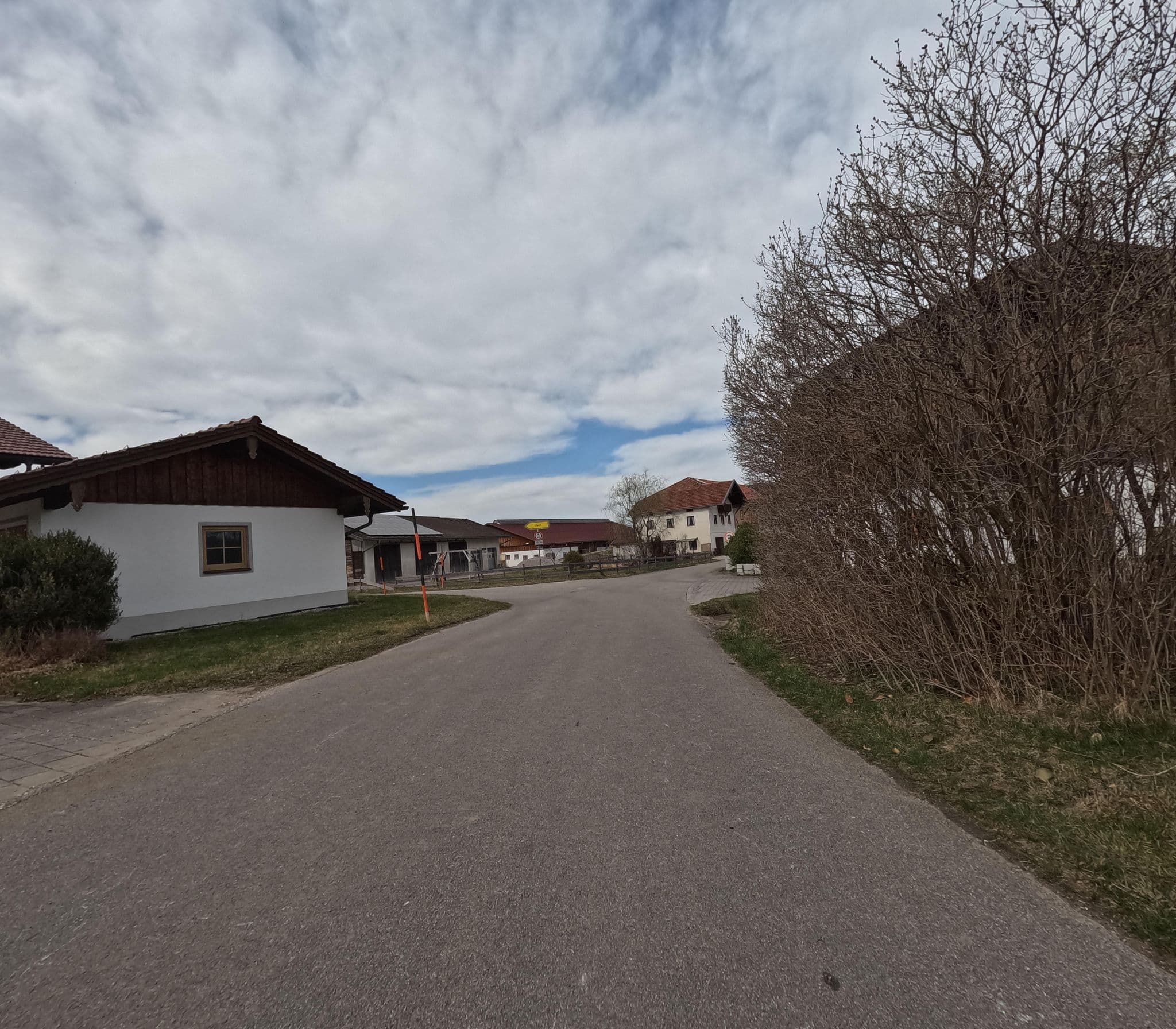 Street view near Ferienwohnungen Bamberger, Vachendorf — © natebus (CC BY-SA · Mapillary)