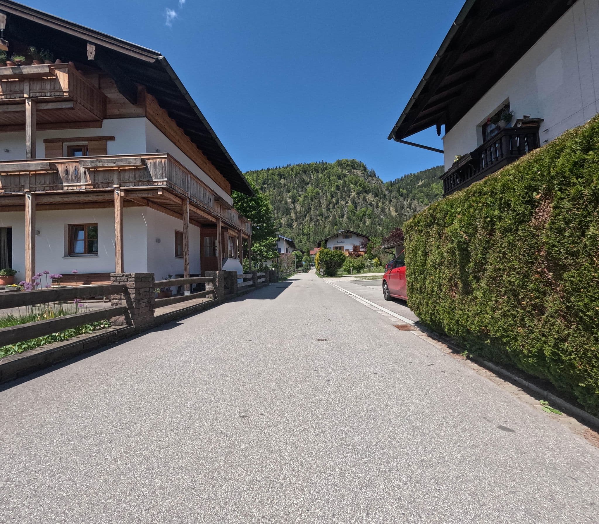 Street view near Wilfried Ruh, Reit im Winkl — © natebus (CC BY-SA · Mapillary)