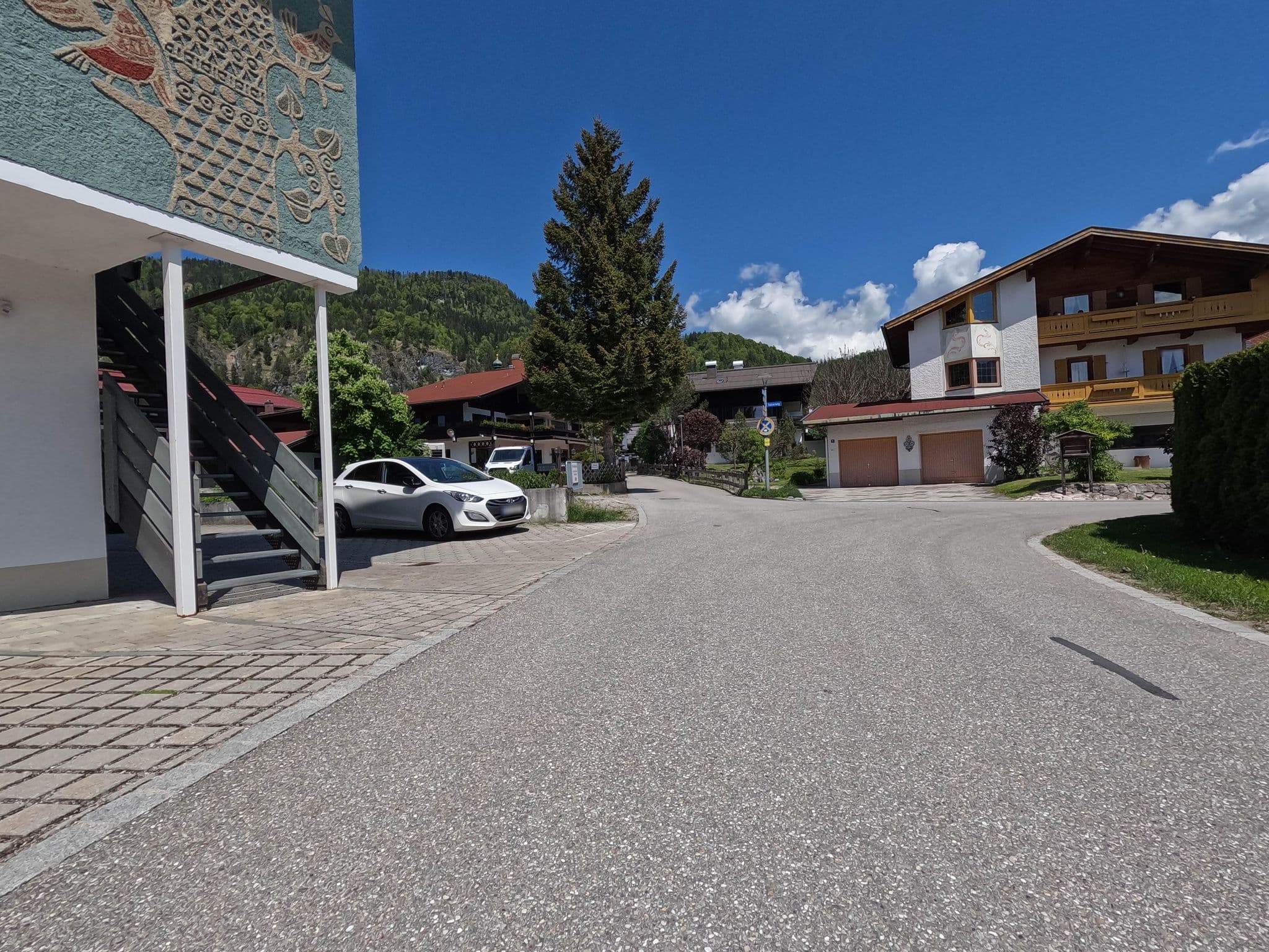 Street view near Residenz Sonnwinkl Ferienwohnung Hoppe, Reit im Winkl — © natebus (CC BY-SA · Mapillary)