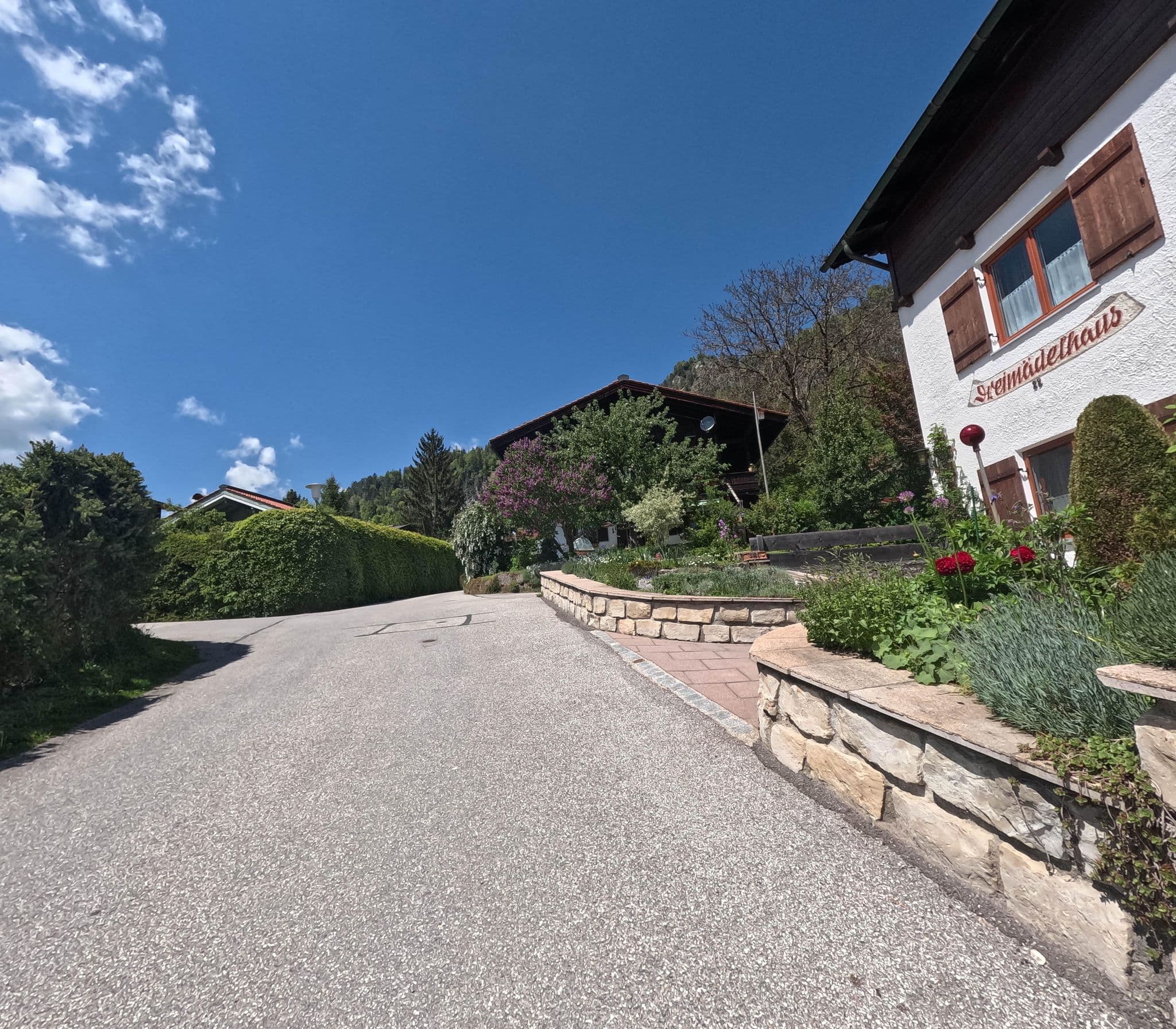 Street view near Susanne Vogel, Reit im Winkl — © natebus (CC BY-SA · Mapillary)