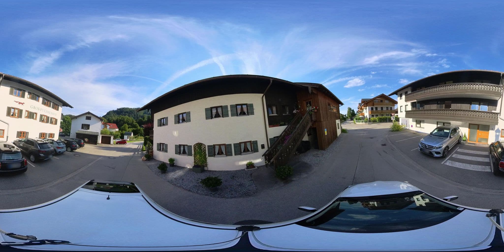 Street view near Hotel Garni Großfuchsenhof, Oberaudorf — © osmplus_org (CC BY-SA · Mapillary)