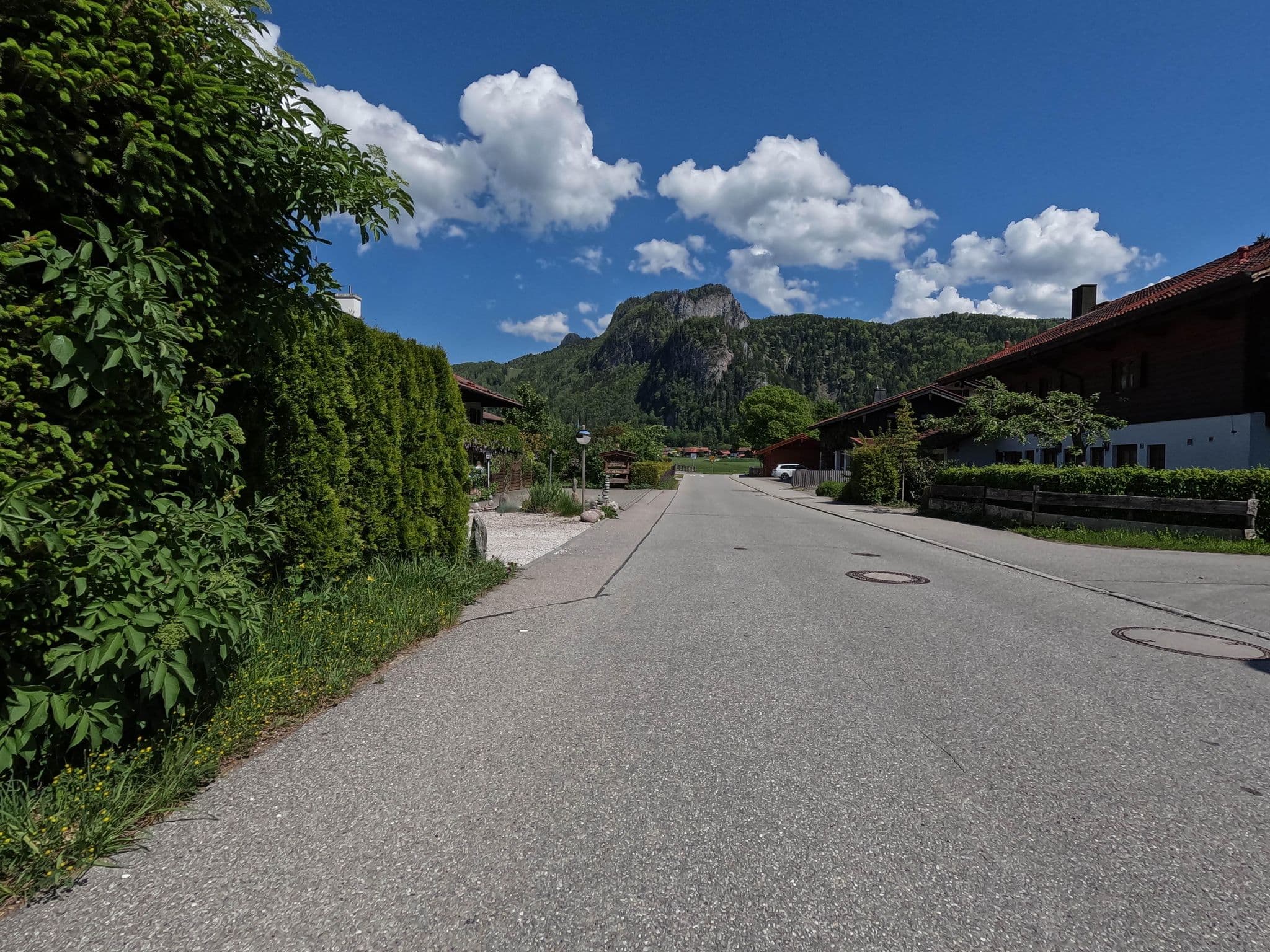 Street view near Gästehaus Taubensee, Unterwössen — © natebus (CC BY-SA · Mapillary)