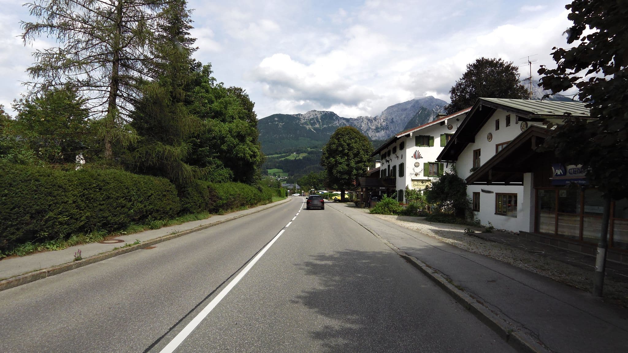 Street view near Hotel-Pension Hirschenlehen, Schönau am Königssee — © czmrtn (CC BY-SA · Mapillary)