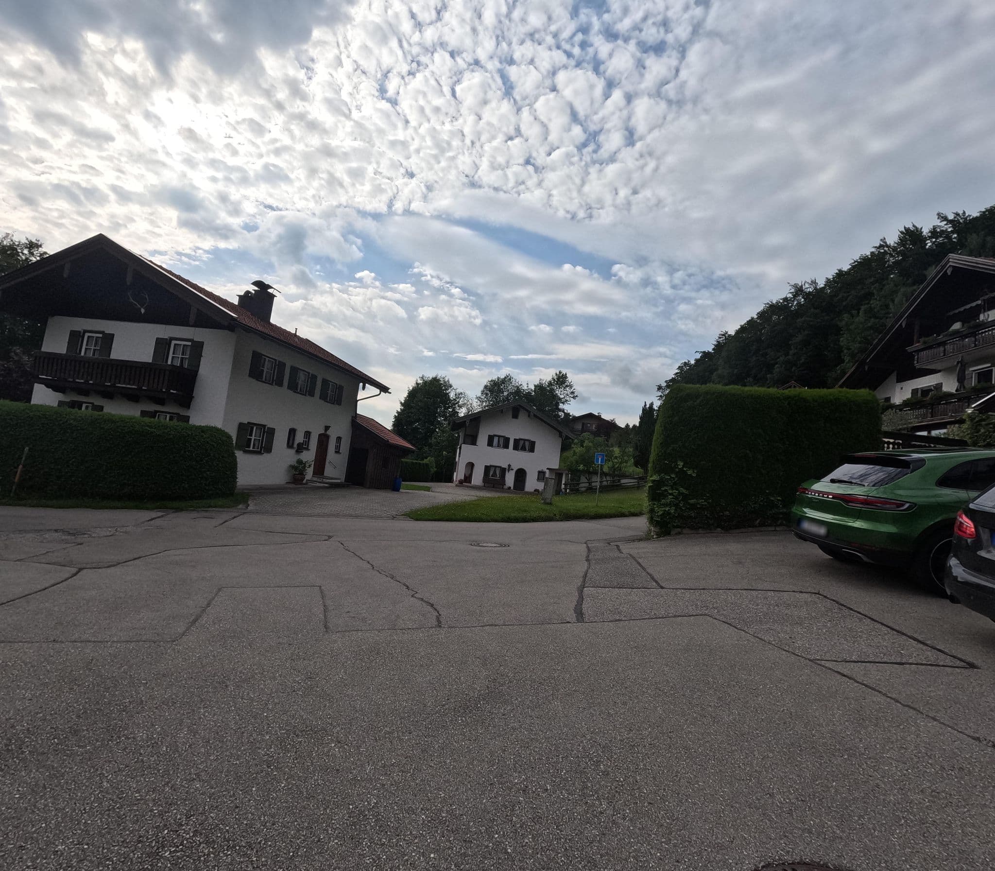 Street view near Gästehaus - Pension Kofler, Siegsdorf — © natebus (CC BY-SA · Mapillary)