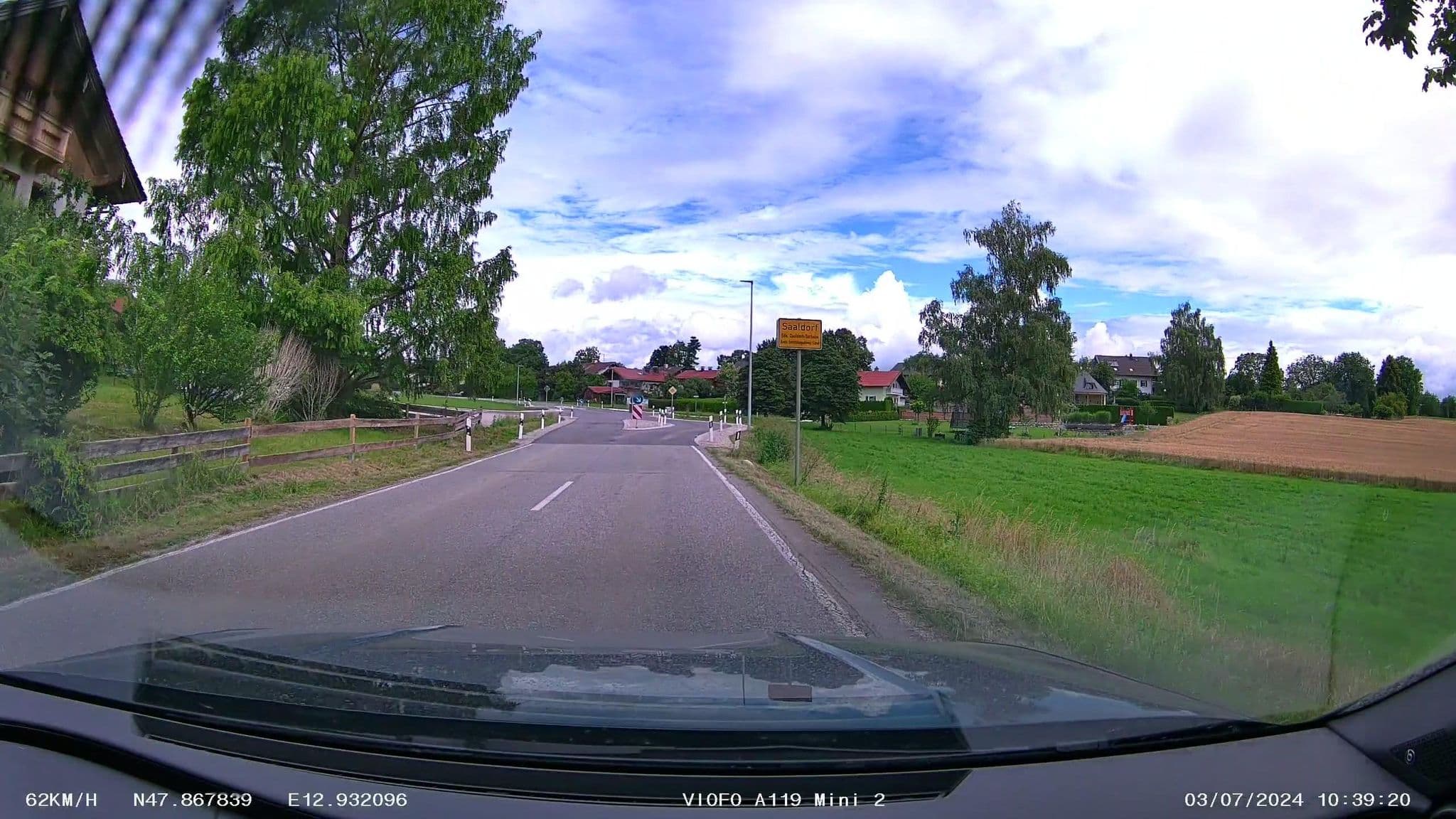 Street view near Gasthaus Sonnenheim, Freilassing — © Tomson124 (CC BY-SA · Mapillary)