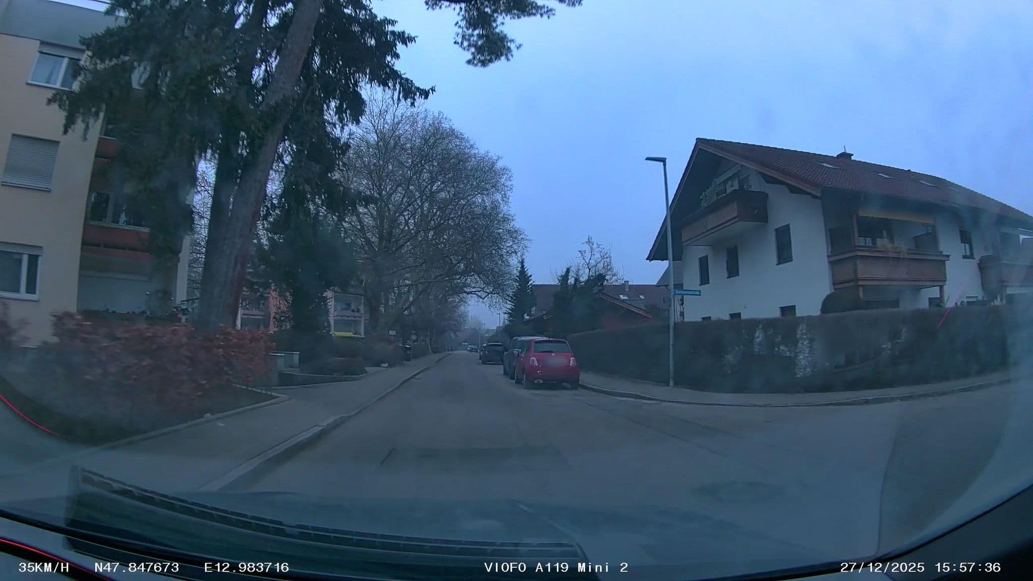 Street view near FeWo Salzburg, Freilassing — © Tomson124 (CC BY-SA · Mapillary)