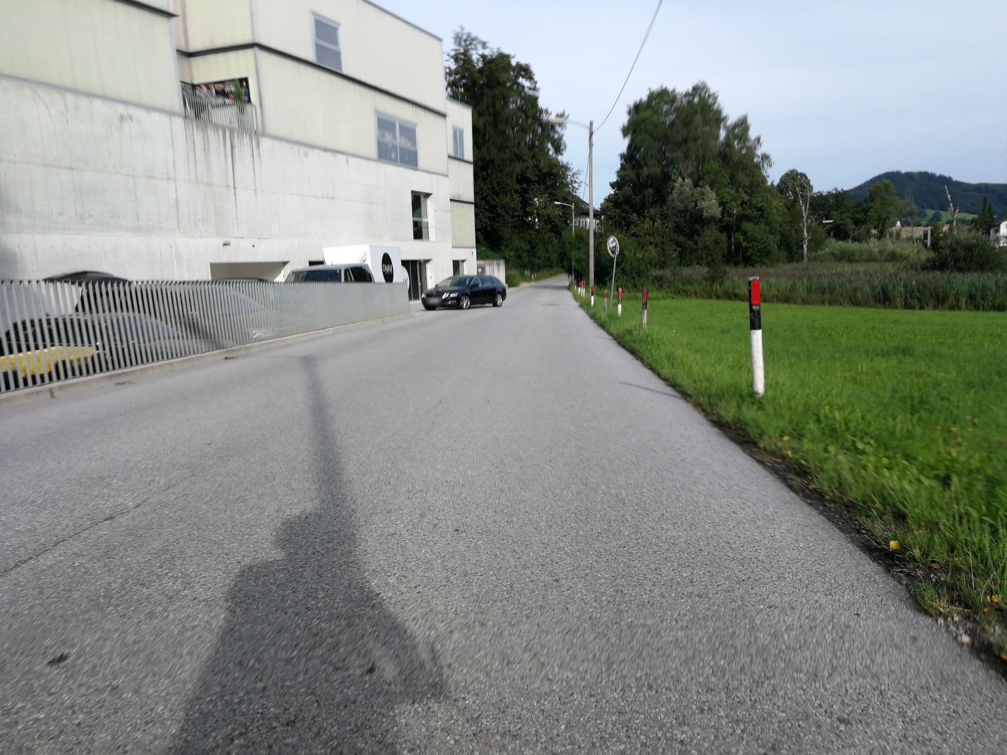 Street view near Kirchenwirt Hallwang, Freilassing — © consens_verkehrsplanung (CC BY-SA · Mapillary)