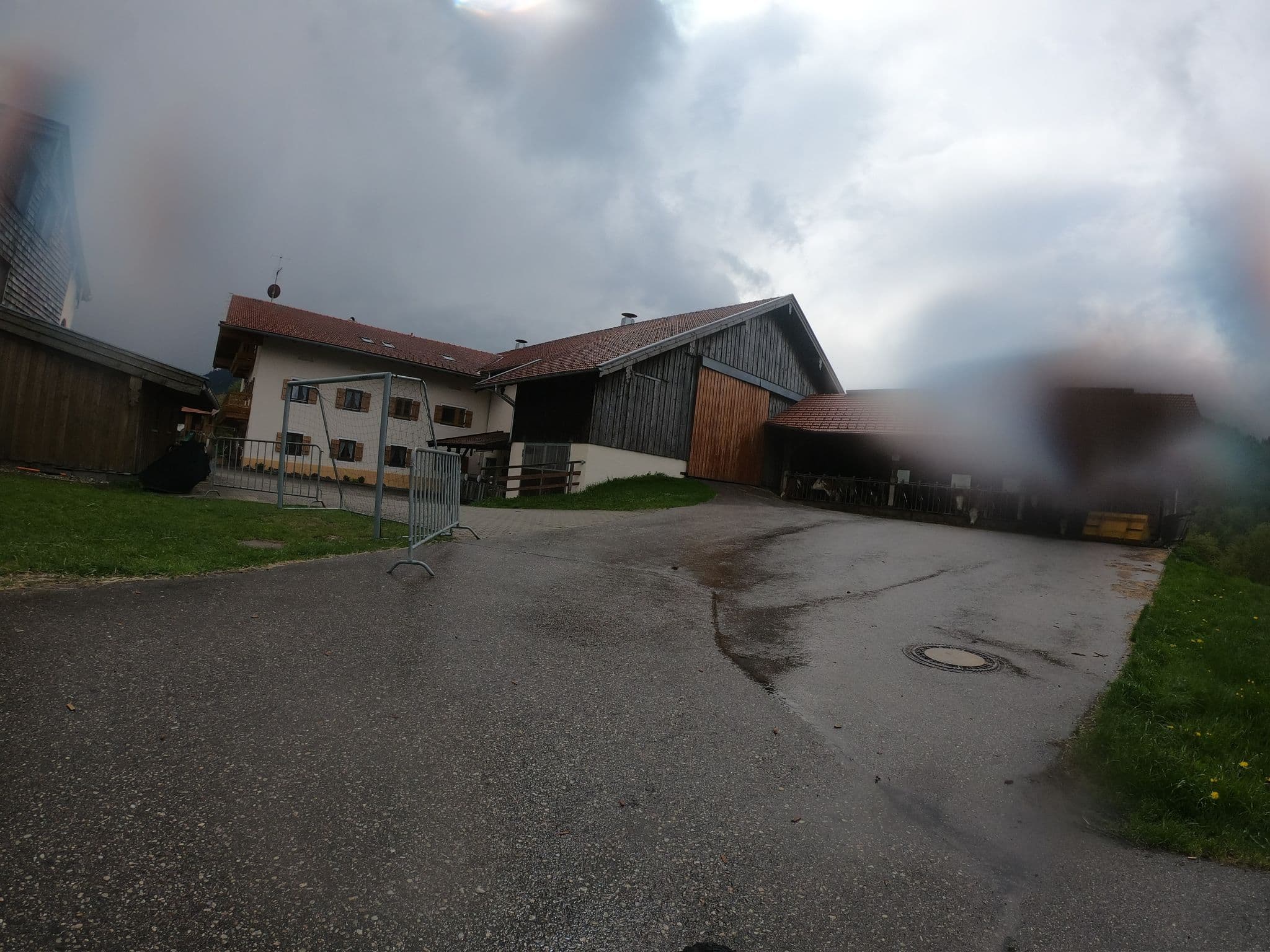 Street view near Stöcklhof Siegsdorf - Urlaub auf dem Bauernhof im Chiemgau, Siegsdorf — © natebus (CC BY-SA · Mapillary)