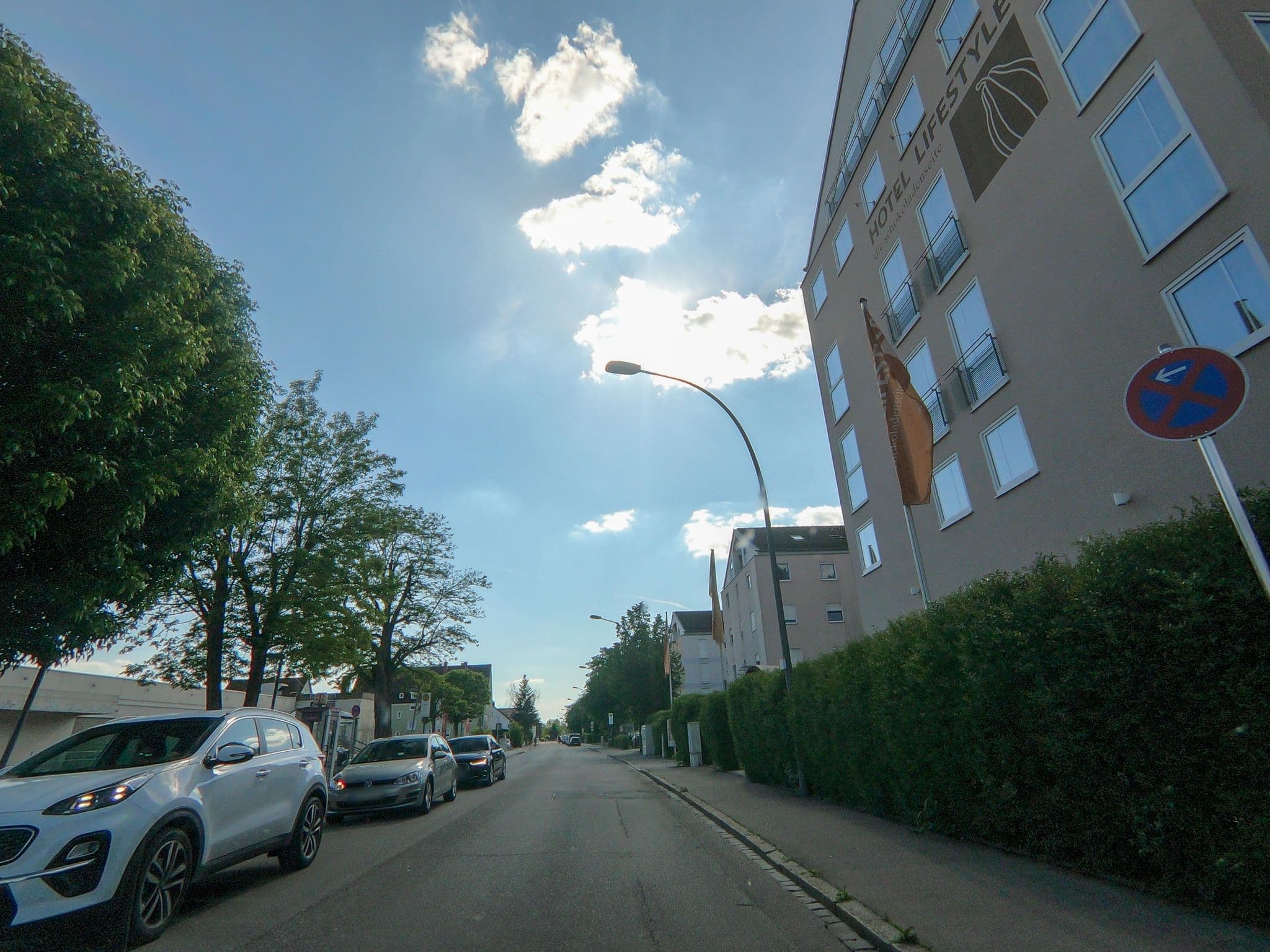Street view near Hotel Lifestyle Landshut, Landshut — © plonma1 (CC BY-SA · Mapillary)