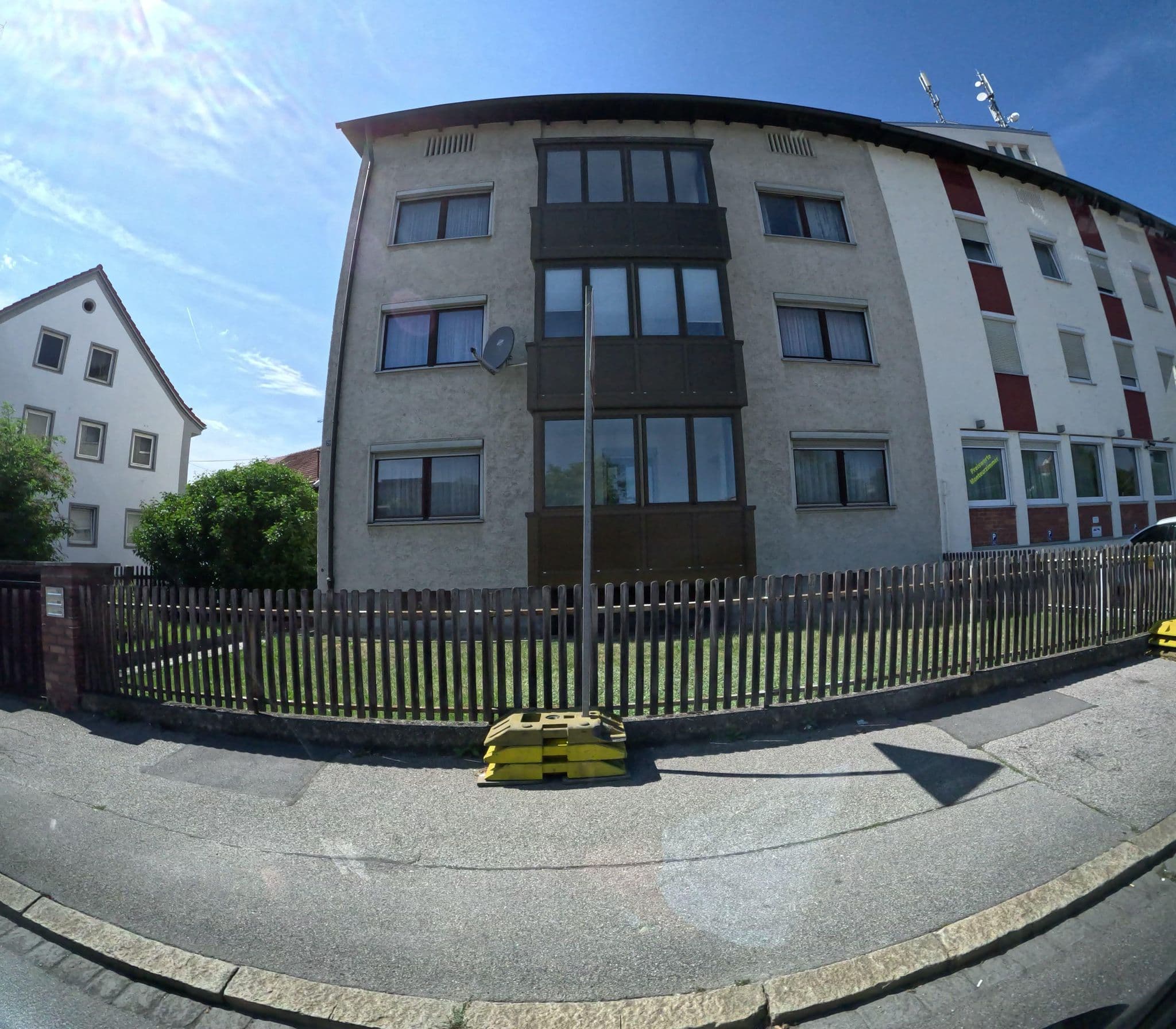Street view near Hotel - Pension Luitpold, Landshut — © erias (CC BY-SA · Mapillary)