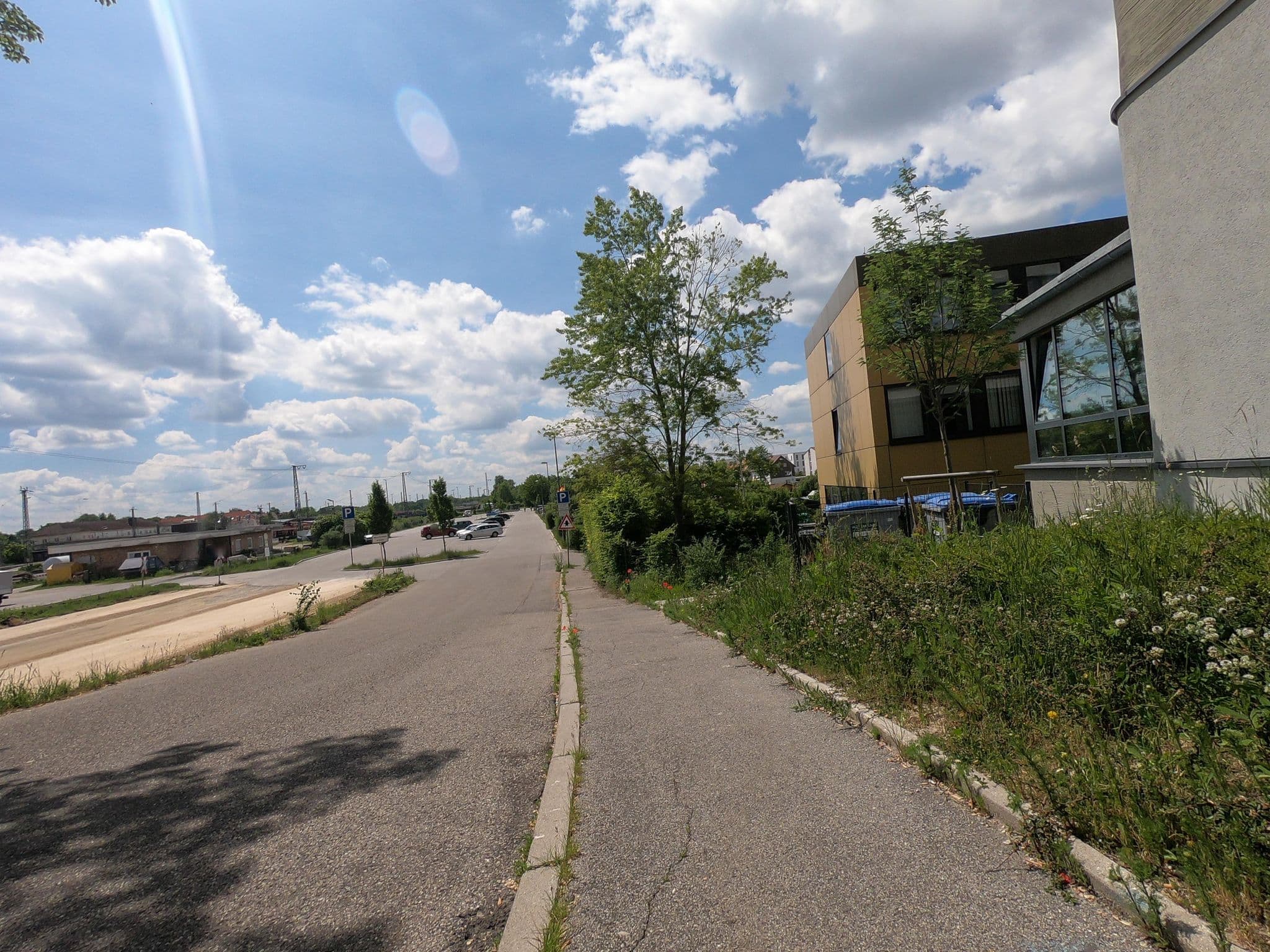 Street view near B&B Hotel Landshut, Landshut — © plonma1 (CC BY-SA · Mapillary)