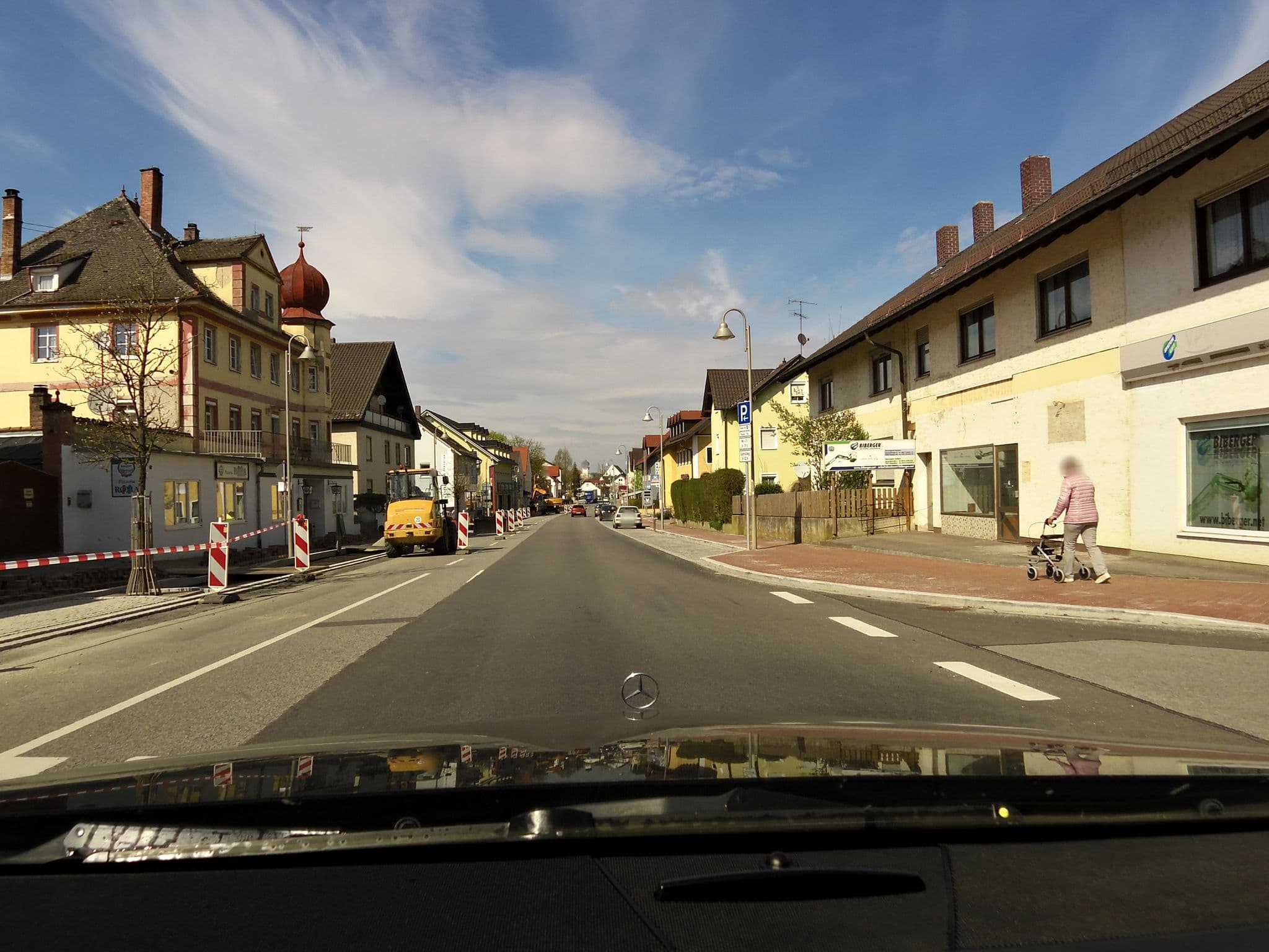 Street view near Gasthof Ramsauer, Ergoldsbach — © czmrtn (CC BY-SA · Mapillary)