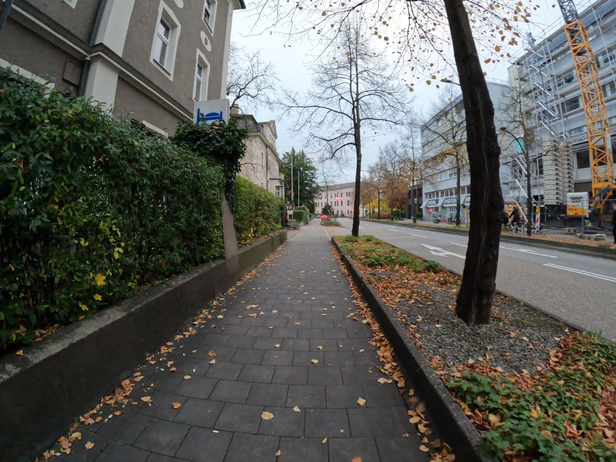 Street view near Landshuter Hof Hotel Regensburg, Regensburg — © erias (CC BY-SA · Mapillary)