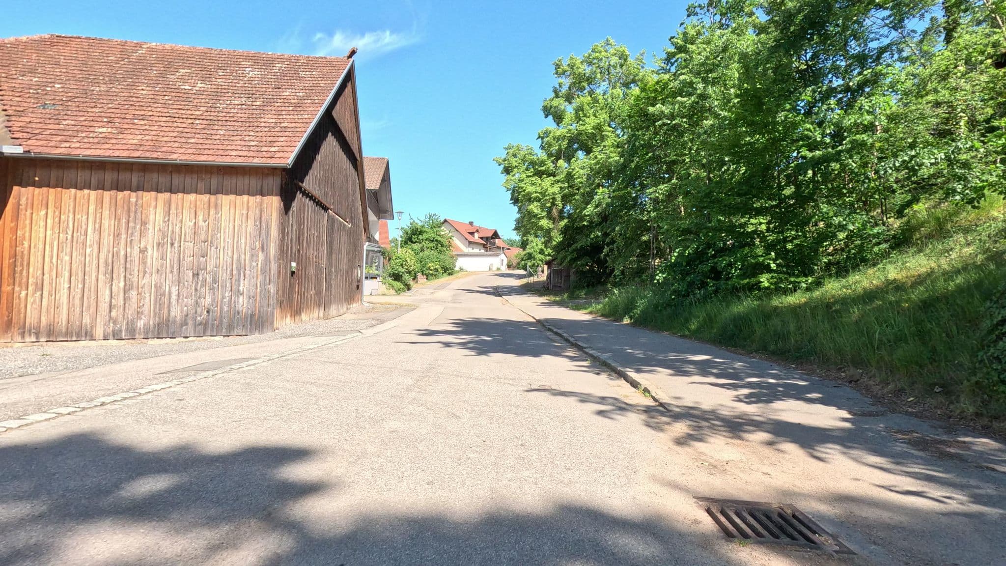 Street view near Trachtenverein D Regentaler Heribert Eger, Nittenau — © rnissl (CC BY-SA · Mapillary)