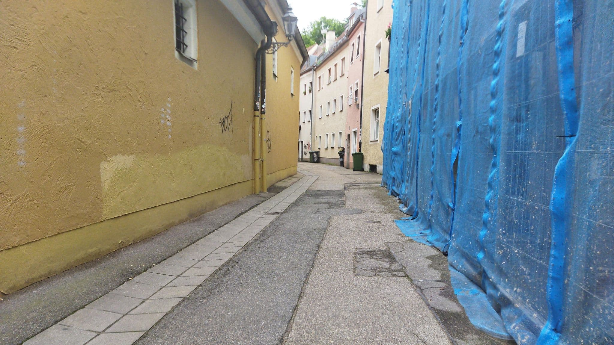 Street view near Castle Hotel Firma, Regensburg — © changchun1 (CC BY-SA · Mapillary)