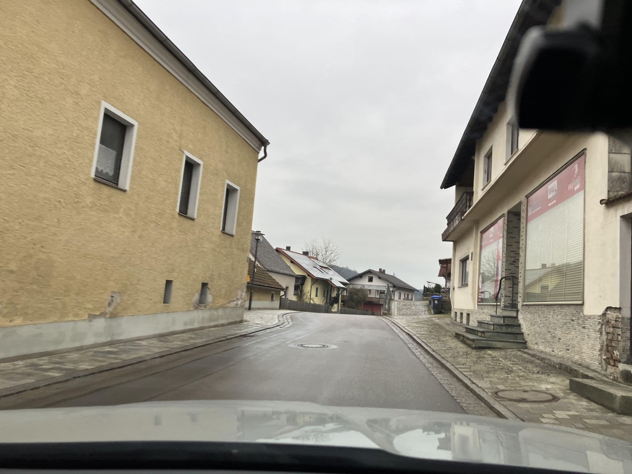 Street view near R. Simmel Gasthaus Eichinger, Walderbach — © SuedOstLink (CC BY-SA · Mapillary)