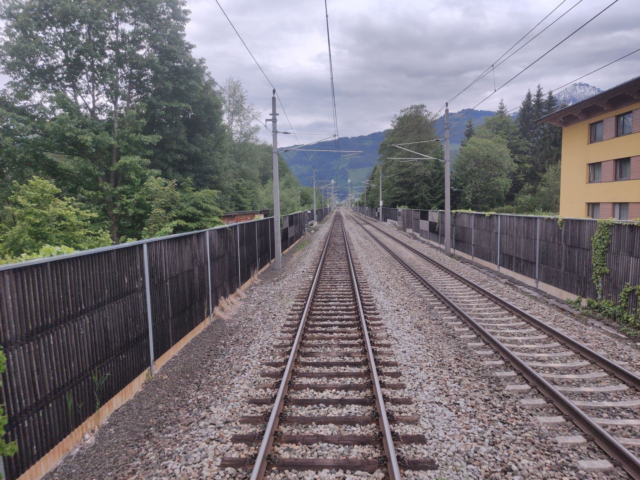 Street view near Latini Gästehaus (Bettenhaus), Zell am See — © aceini (CC BY-SA · Mapillary)