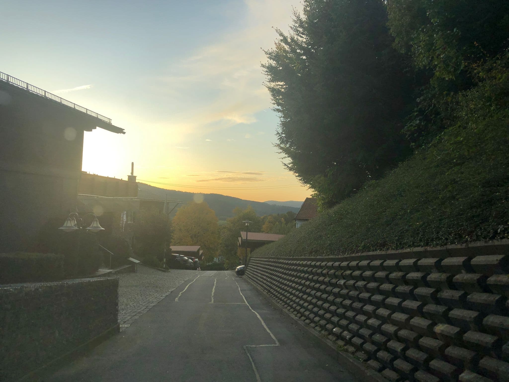 Street view near Wellness- &  Ferienhotel Waldesruh, Bodenmais — © chuck (CC BY-SA · Mapillary)