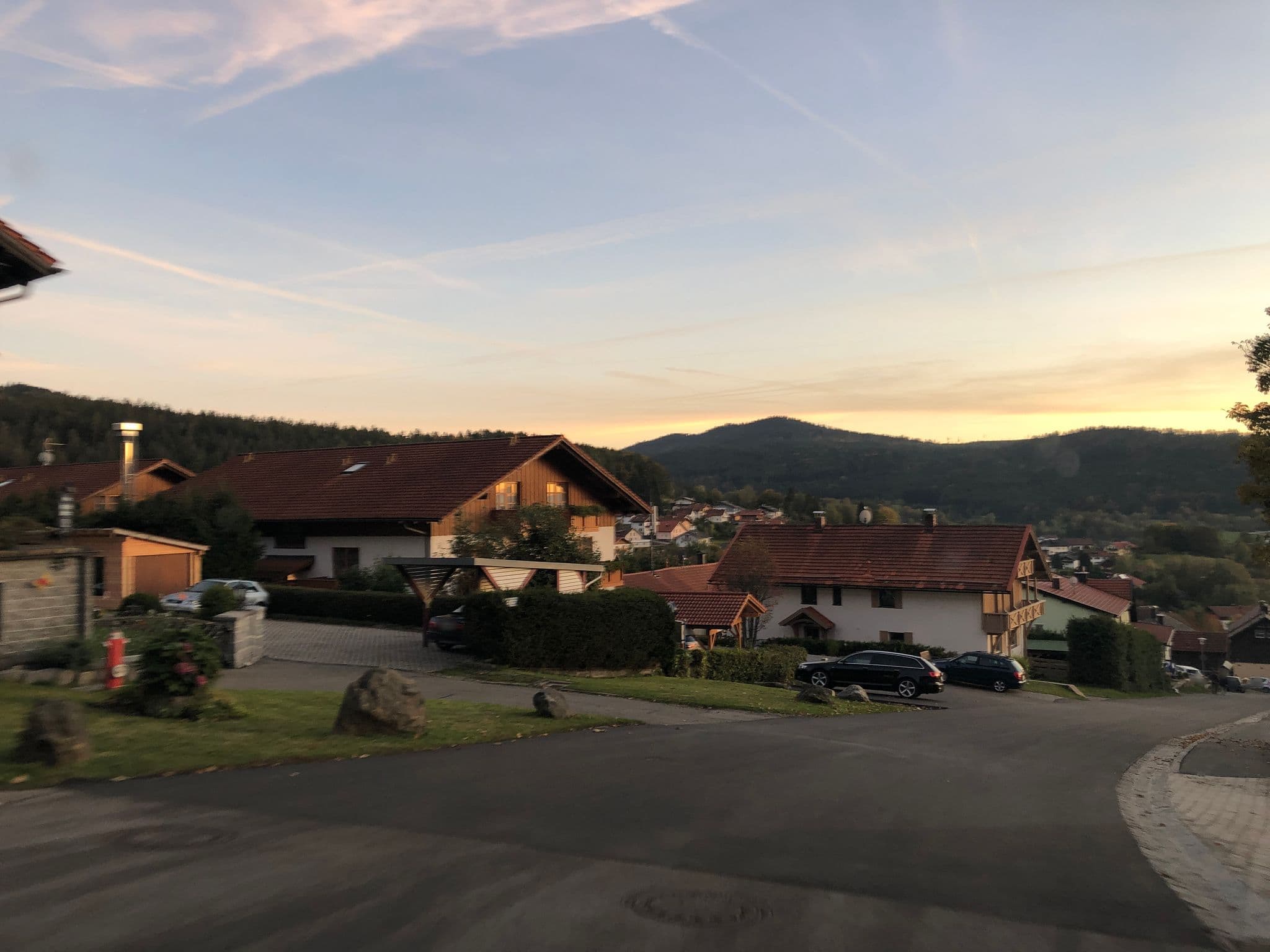 Street view near Hans-Joachim Stadler, Bodenmais — © chuck (CC BY-SA · Mapillary)