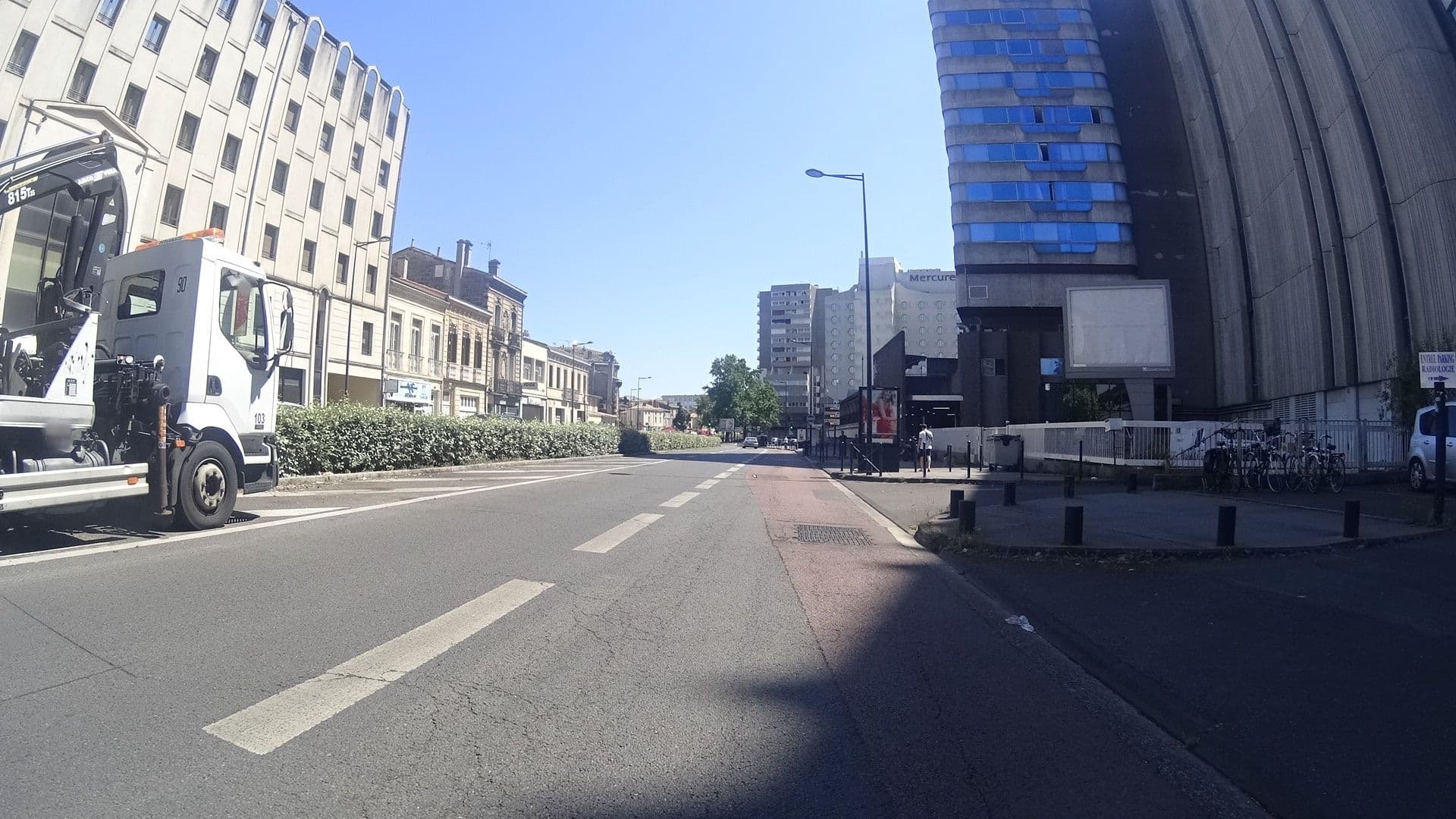Street view near Marty Hotel Bordeaux, Tapestry Collection by Hilton, Bordeaux — © Teritorio (CC BY-SA · Mapillary)