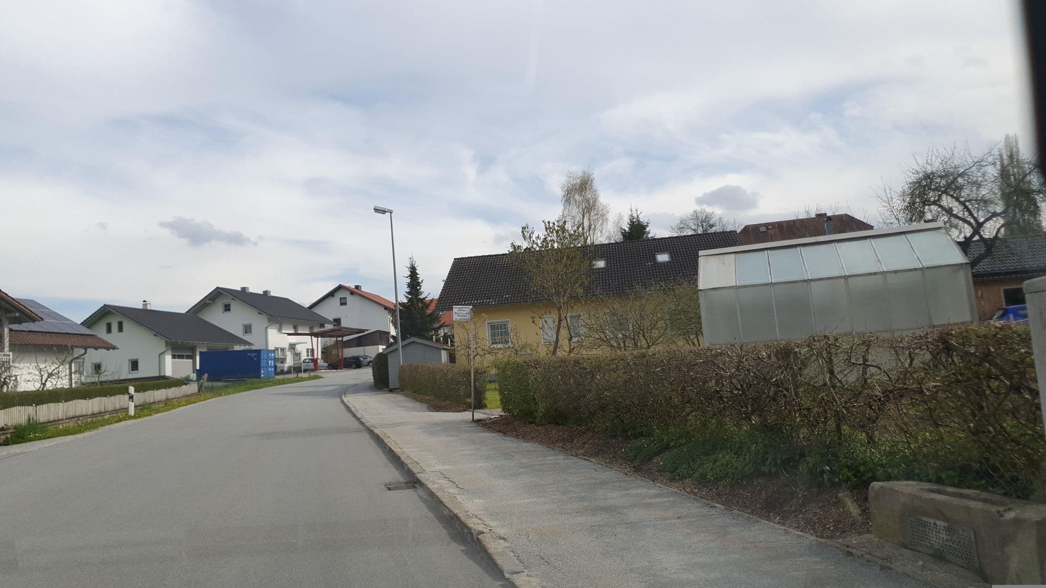 Street view near Duschl Max Dipl.-Ing.agr. und Helena Pension, Lalling — © Kluex (CC BY-SA · Mapillary)