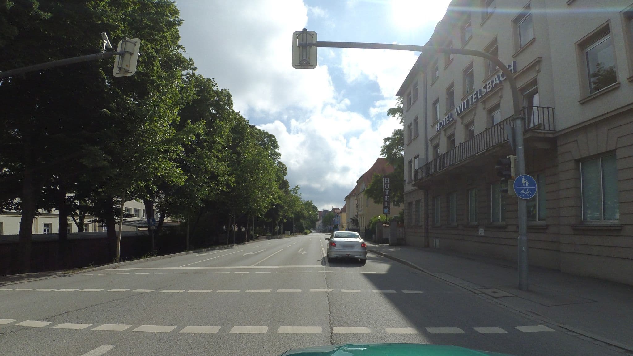 Street view near Hotel Wittelsbach, Straubing — © wegavision (CC BY-SA · Mapillary)