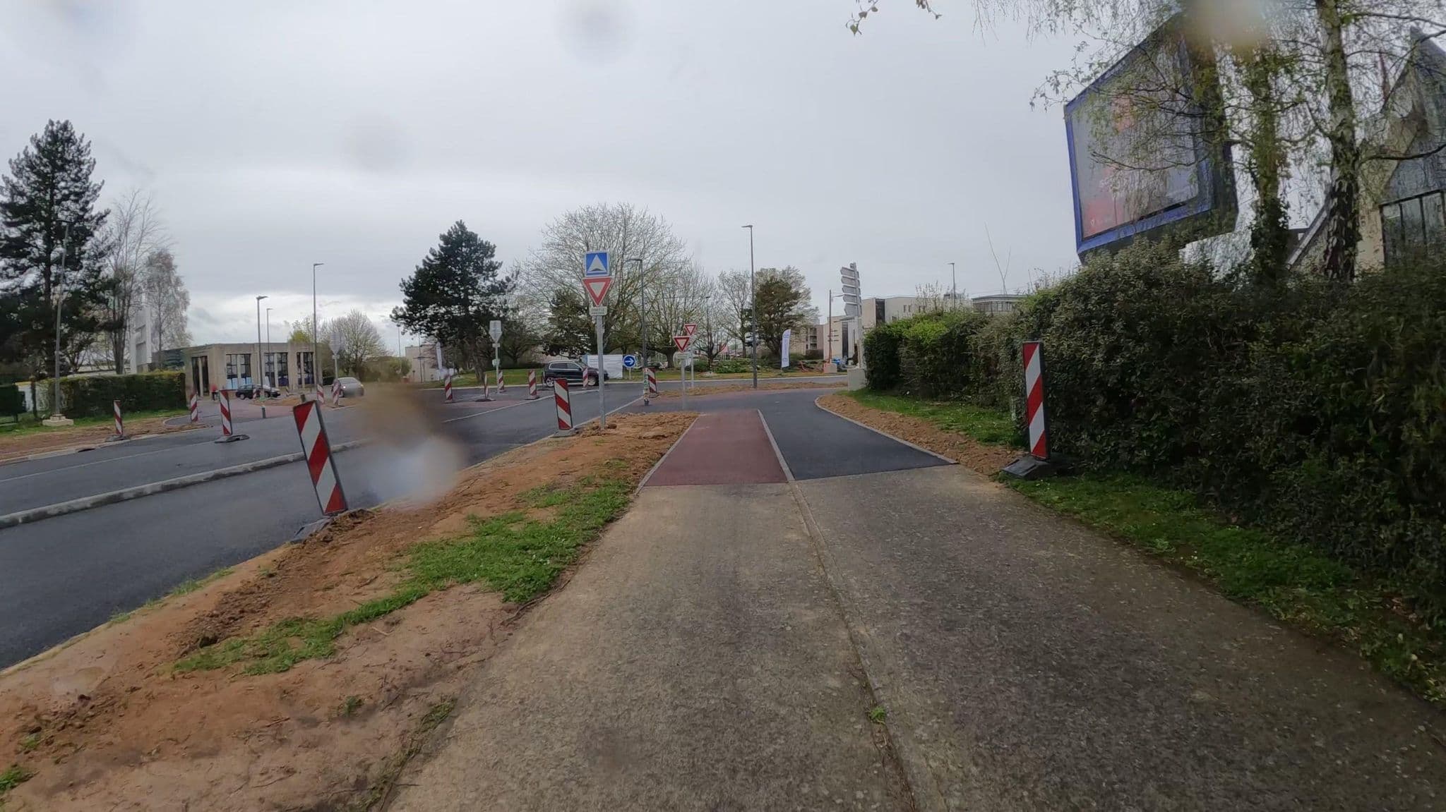Street view near Hôtel Crocus, Saint-Contest — © Nzau (CC BY-SA · Mapillary)