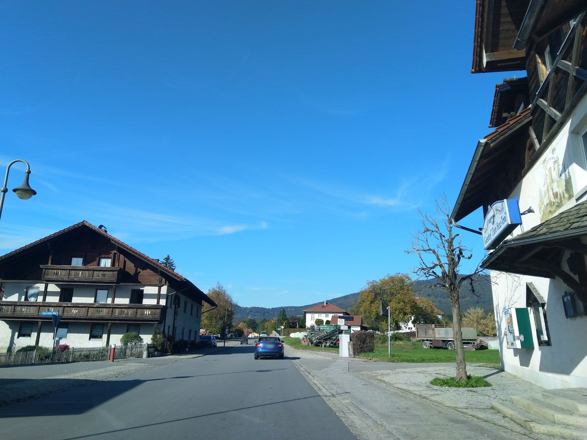 Street view near Hetz Anton Gasthof und Pension, Bernried — © highwayphotograph (CC BY-SA · Mapillary)