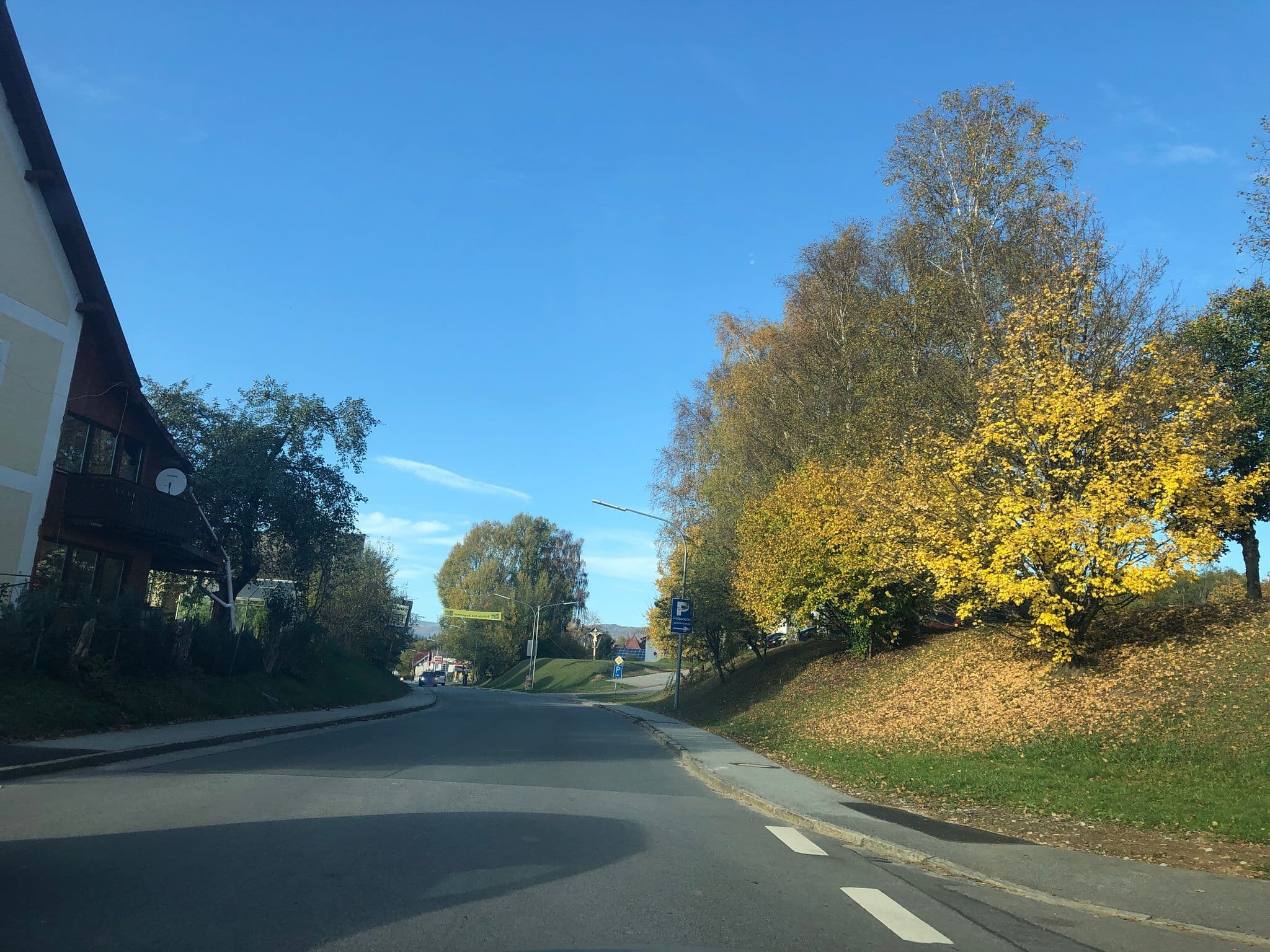 Street view near Ertl Ludwig und Josefine Pension, Frauenau — © chuck (CC BY-SA · Mapillary)