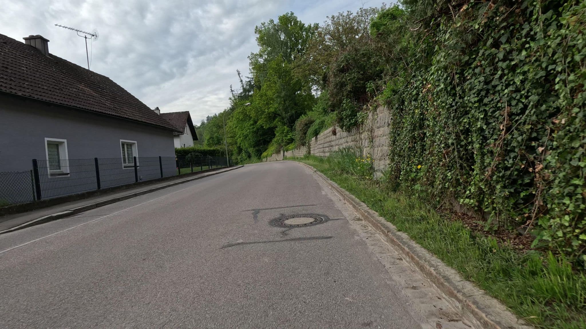 Street view near Ferienwohnung Scherr, Pettendorf — © rnissl (CC BY-SA · Mapillary)